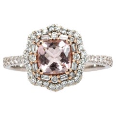 Anillo Cor De Rosa con doble halo de diamantes y Morganita en oro macizo de 14 quilates  CU 6mm