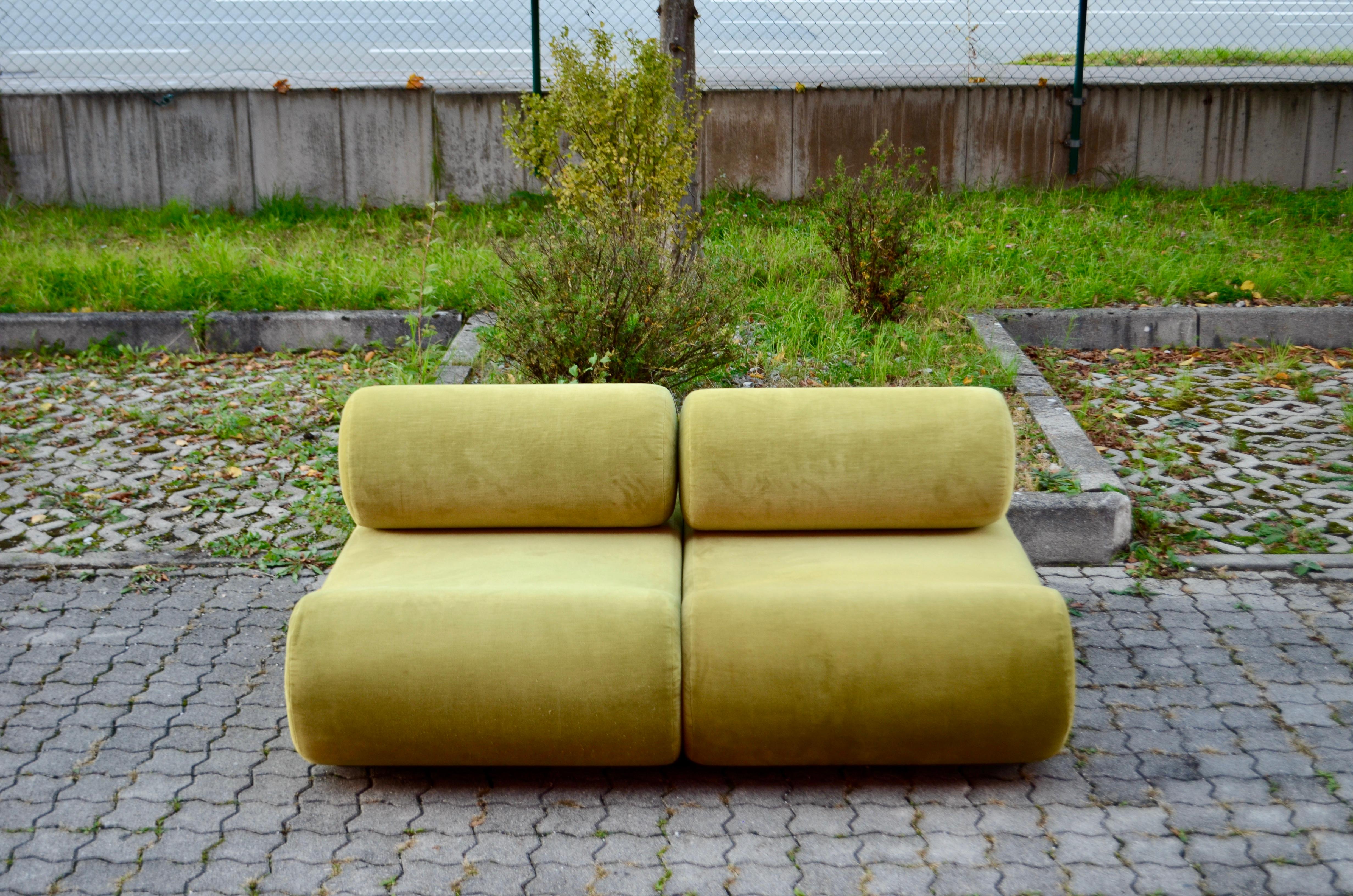 Mid-Century Modern COR Model Corbi Modular Sofa by Klaus Uredat 2x limegreen Lounge Chair For Sale