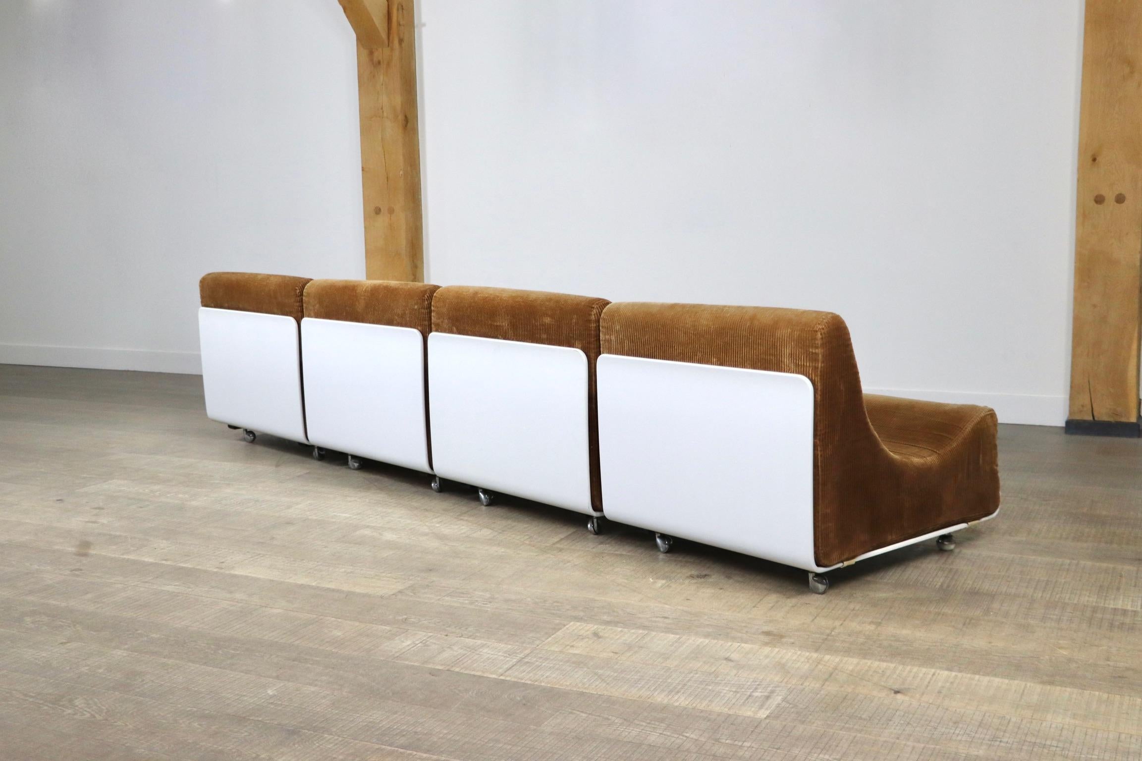 COR Orbis Modulares Sofa aus Korduroy von Luigi Colani, 1970er Jahre 7