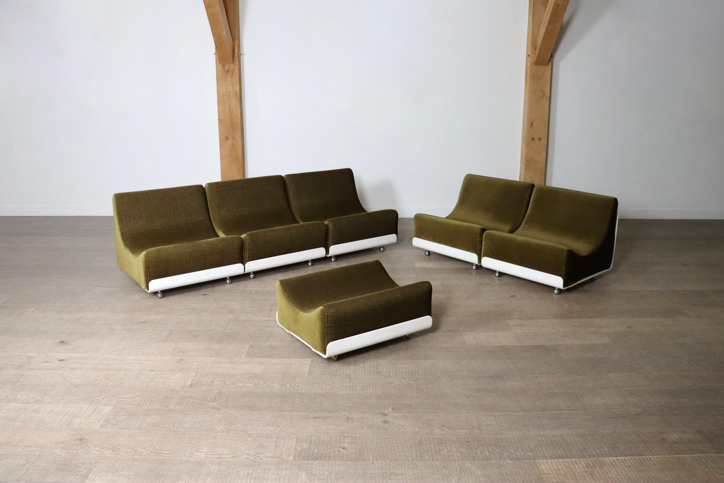 COR Orbis Modular Sofa In olive green Corduroy By Luigi Colani, 1970s 10