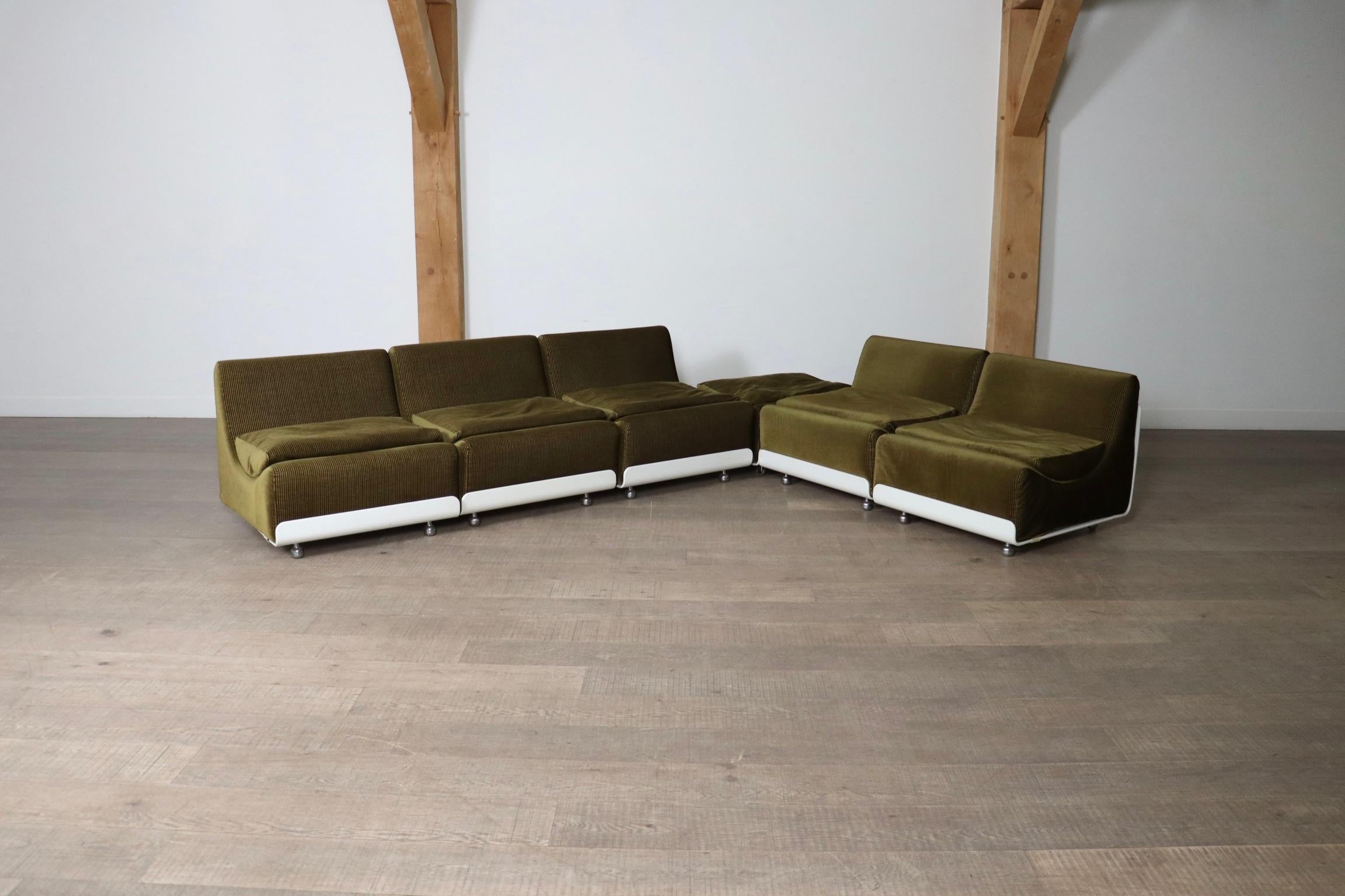 Late 20th Century COR Orbis Modular Sofa In olive green Corduroy By Luigi Colani, 1970s