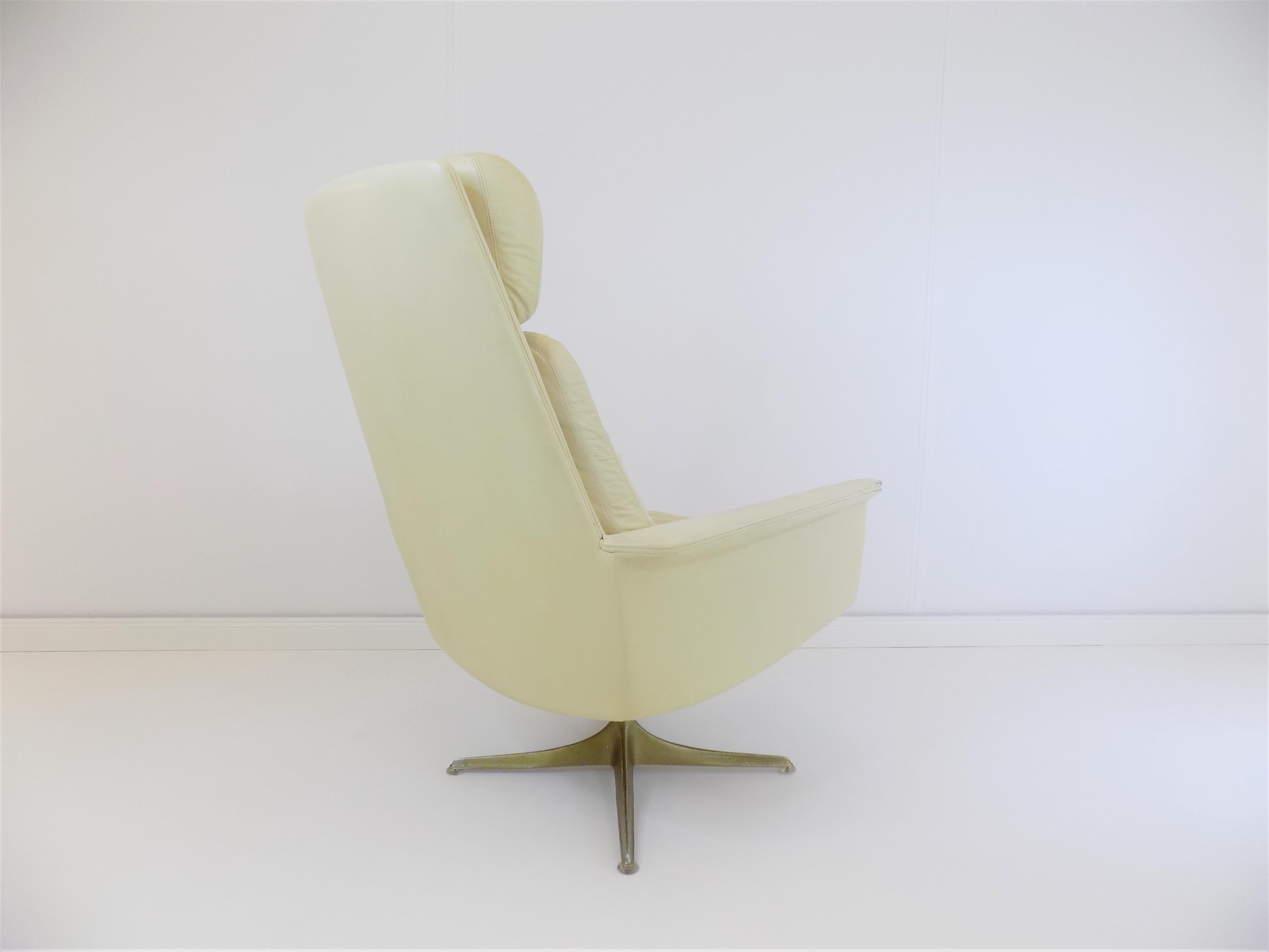 COR Sedia Leather Armchair by Horst Brüning In Good Condition For Sale In Ludwigslust, DE