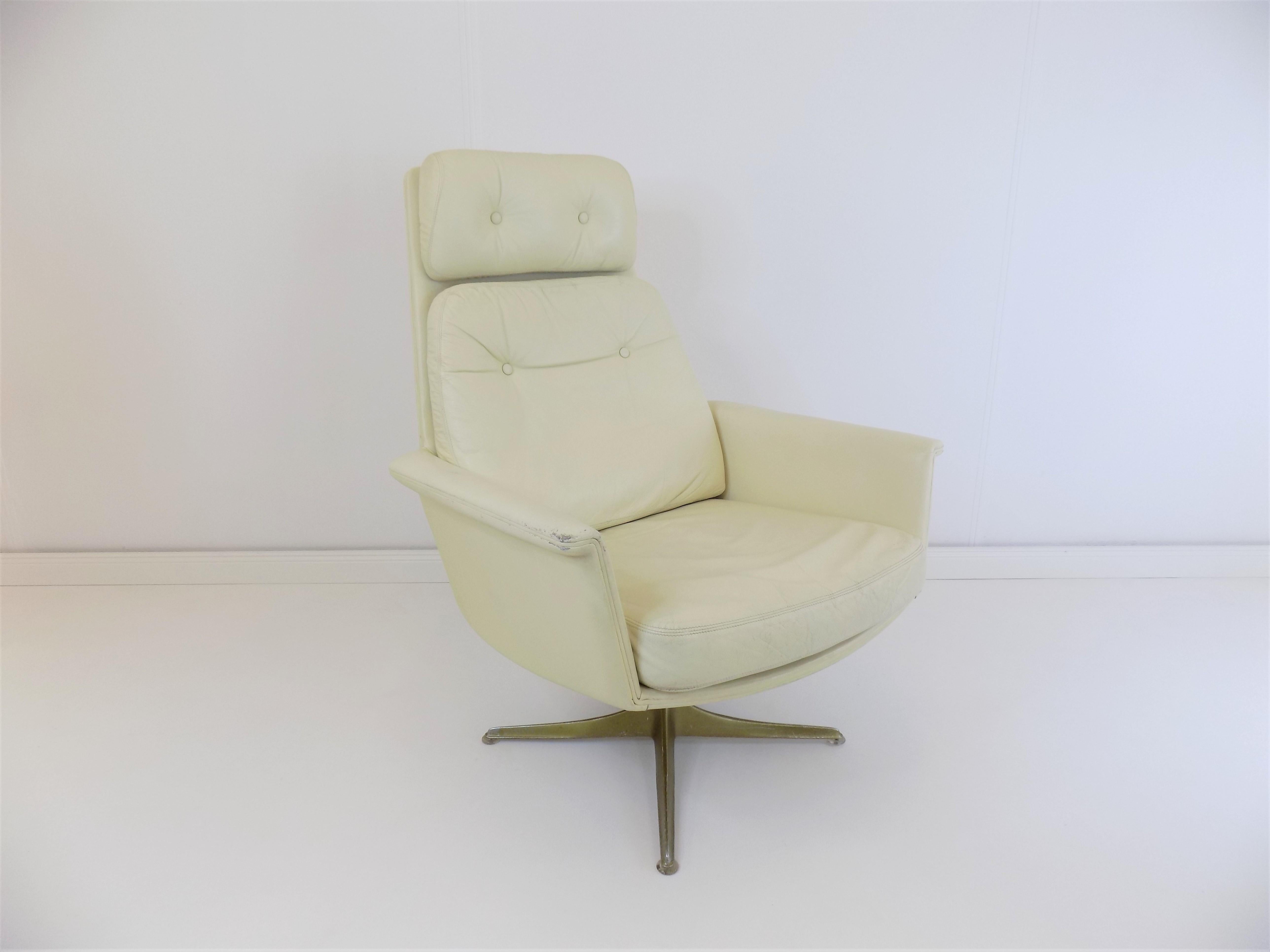 COR Sedia Leather Armchair by Horst Brüning For Sale 3