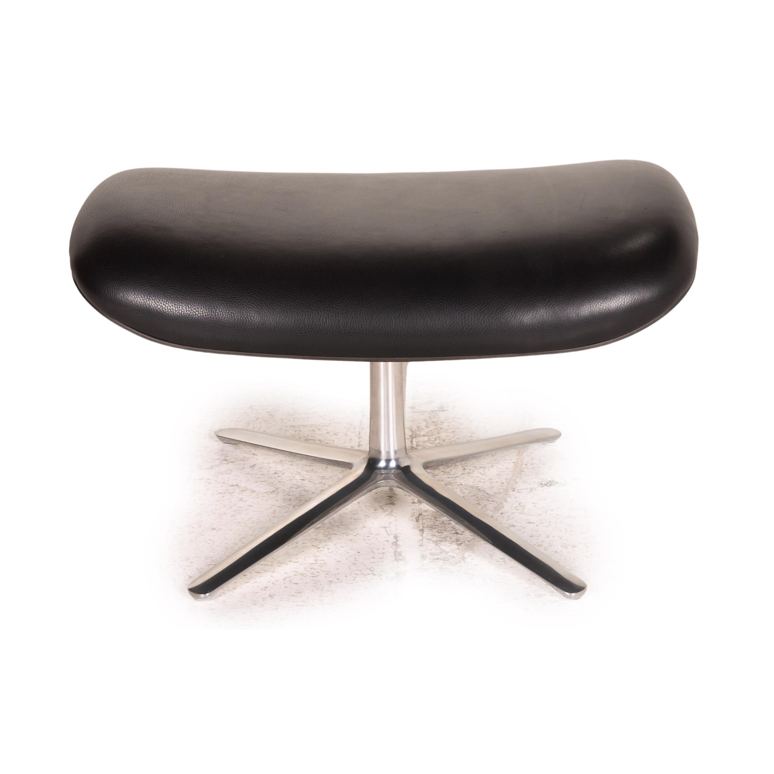 COR Shrimp Leather Armchair Black Incl. Stool For Sale 5