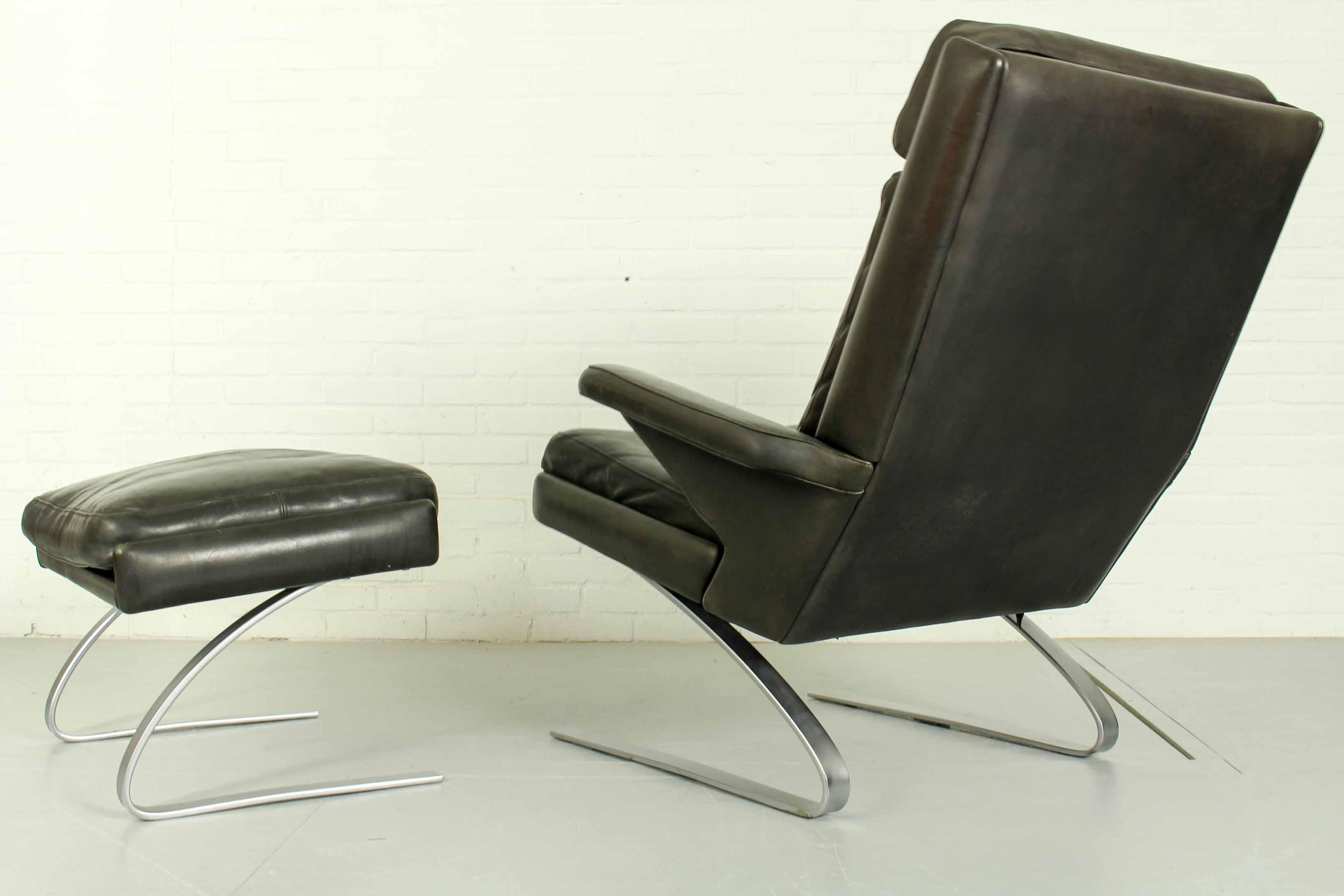 COR Swing Lounge Chair with Matching Ottoman in Leather and Steel Frame, Germany 4