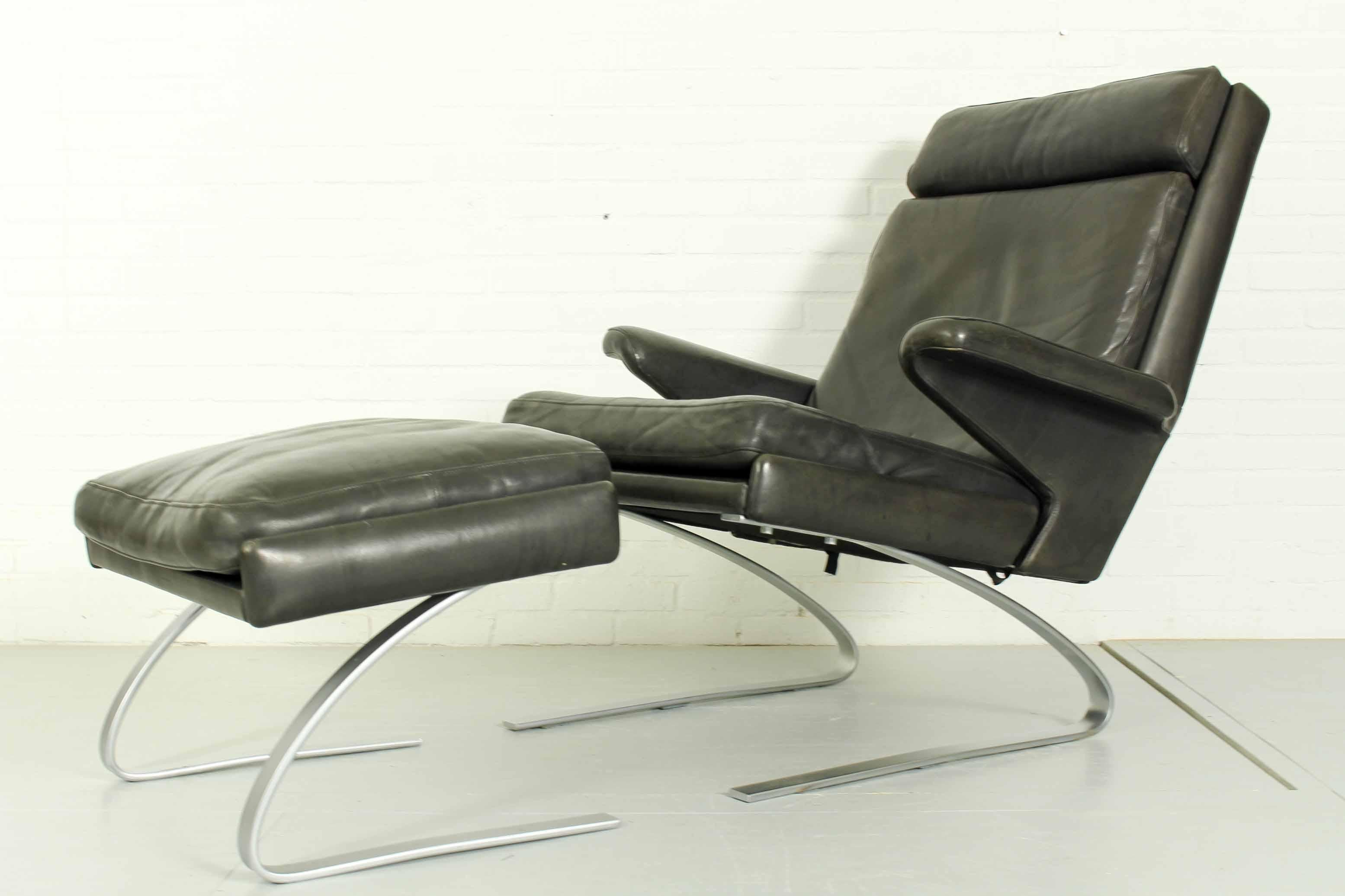 COR Swing Lounge Chair with Matching Ottoman in Leather and Steel Frame, Germany 2