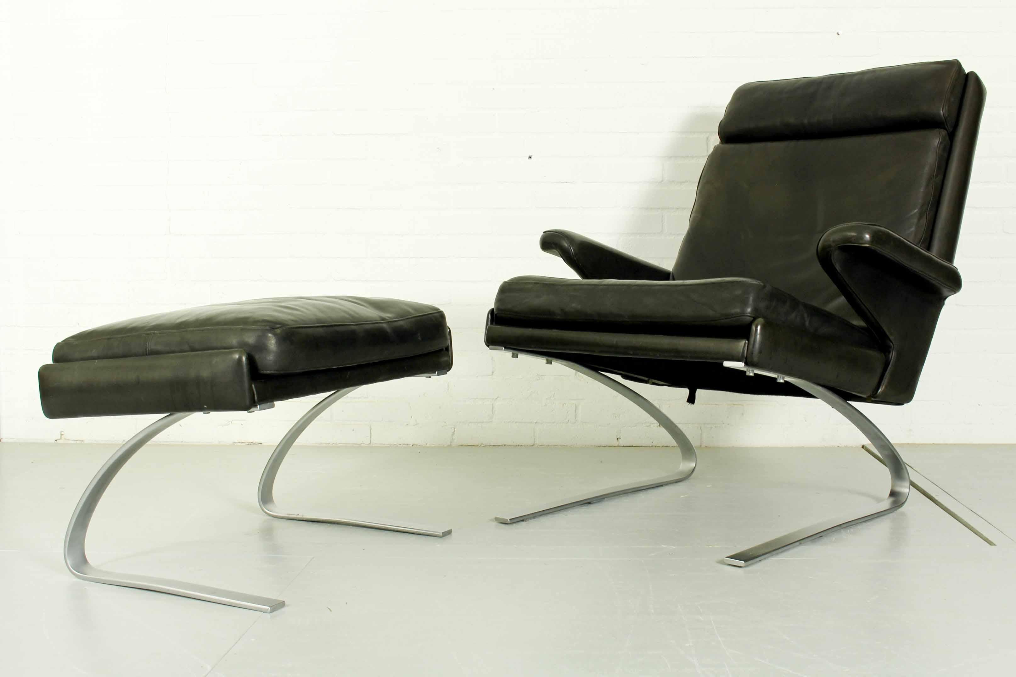COR Swing Lounge Chair with Matching Ottoman in Leather and Steel Frame, Germany 3