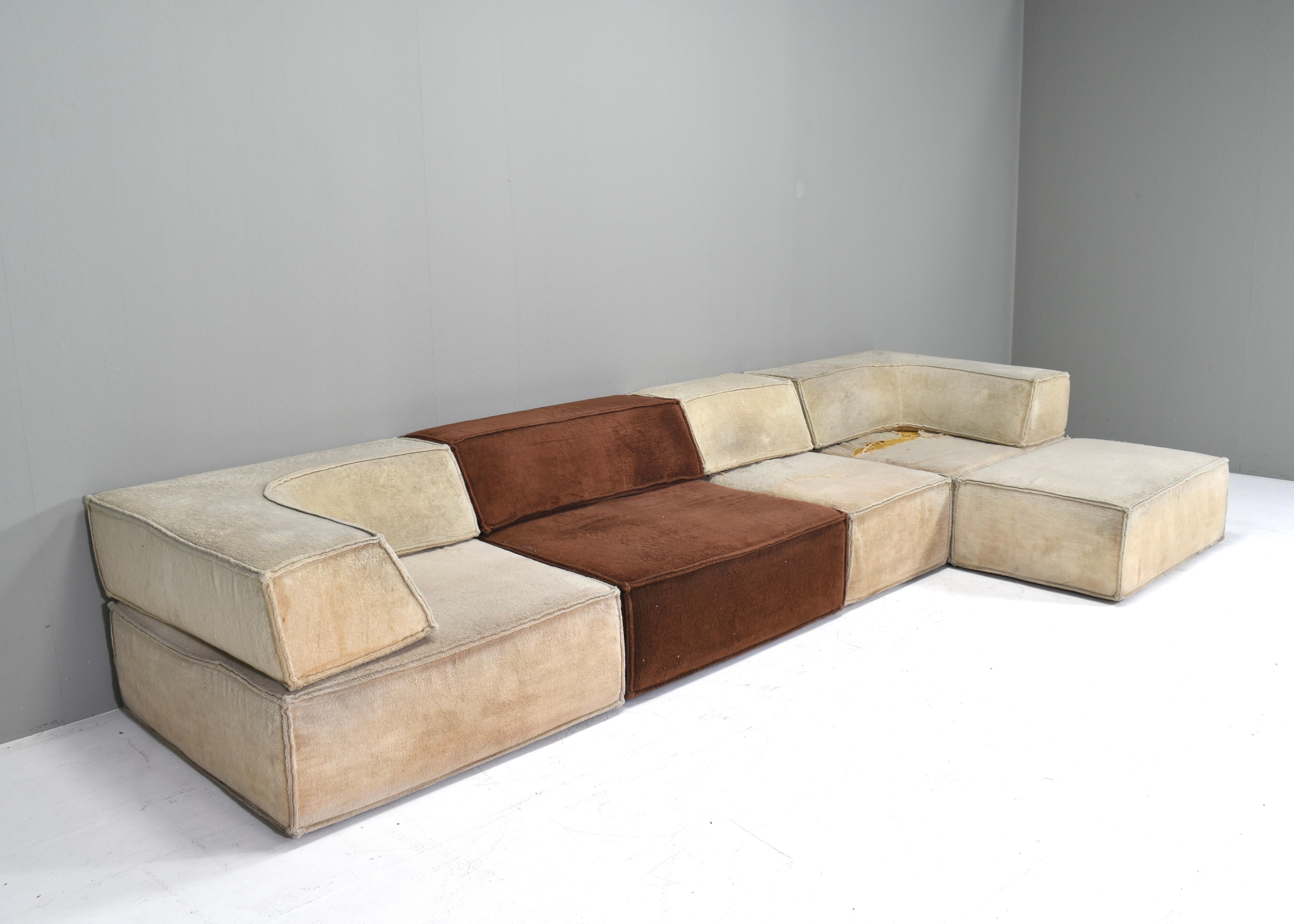 COR Trio Sectional Sofa, Germany / Switzerland, 1972 | NEEDS NEW UPHOLSTERY In Distressed Condition For Sale In Pijnacker, Zuid-Holland