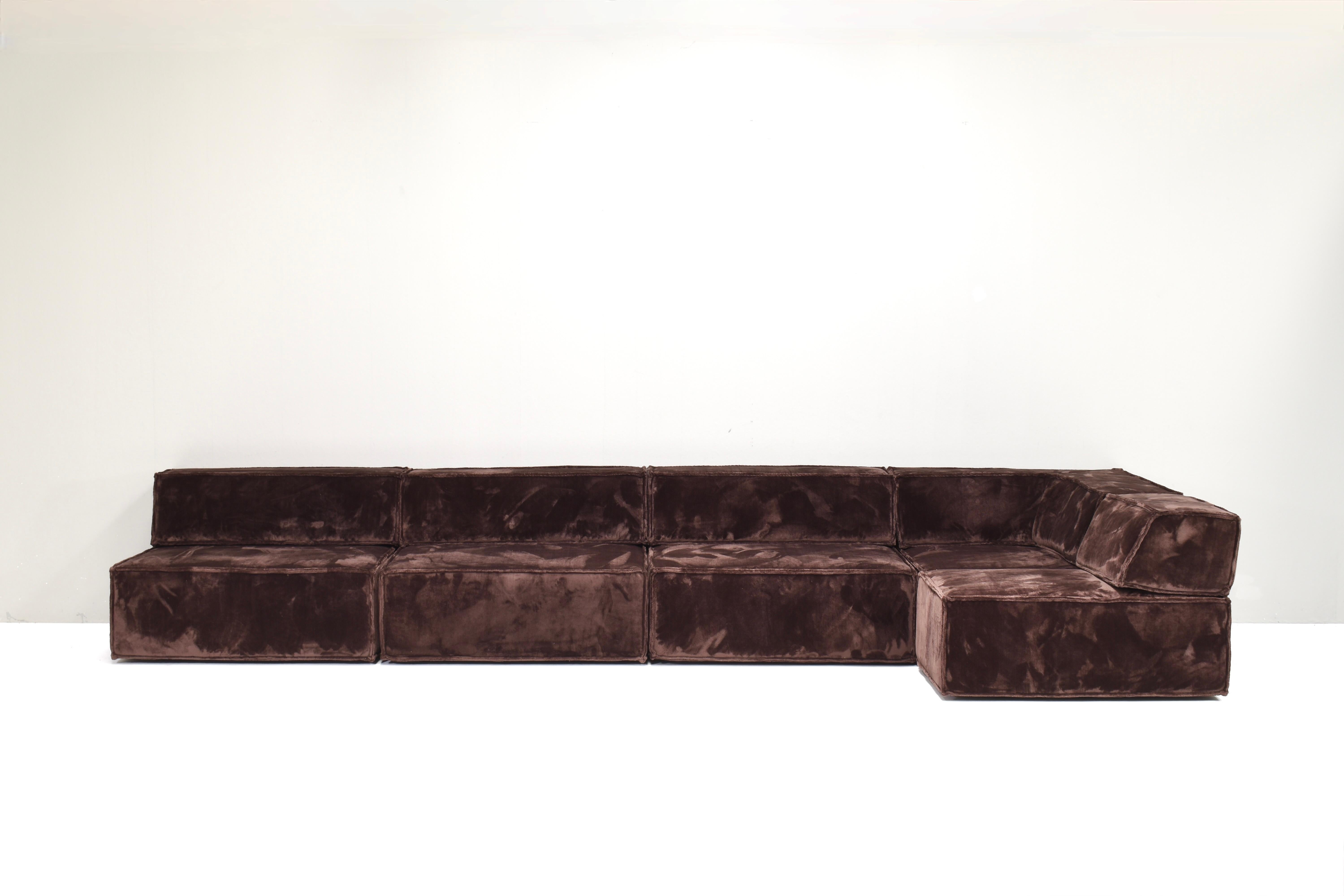 Mid-Century moderno Divano componibile Trio CORS in velluto marrone cioccolato 1972  NUOVO IMBOTTITURA in vendita
