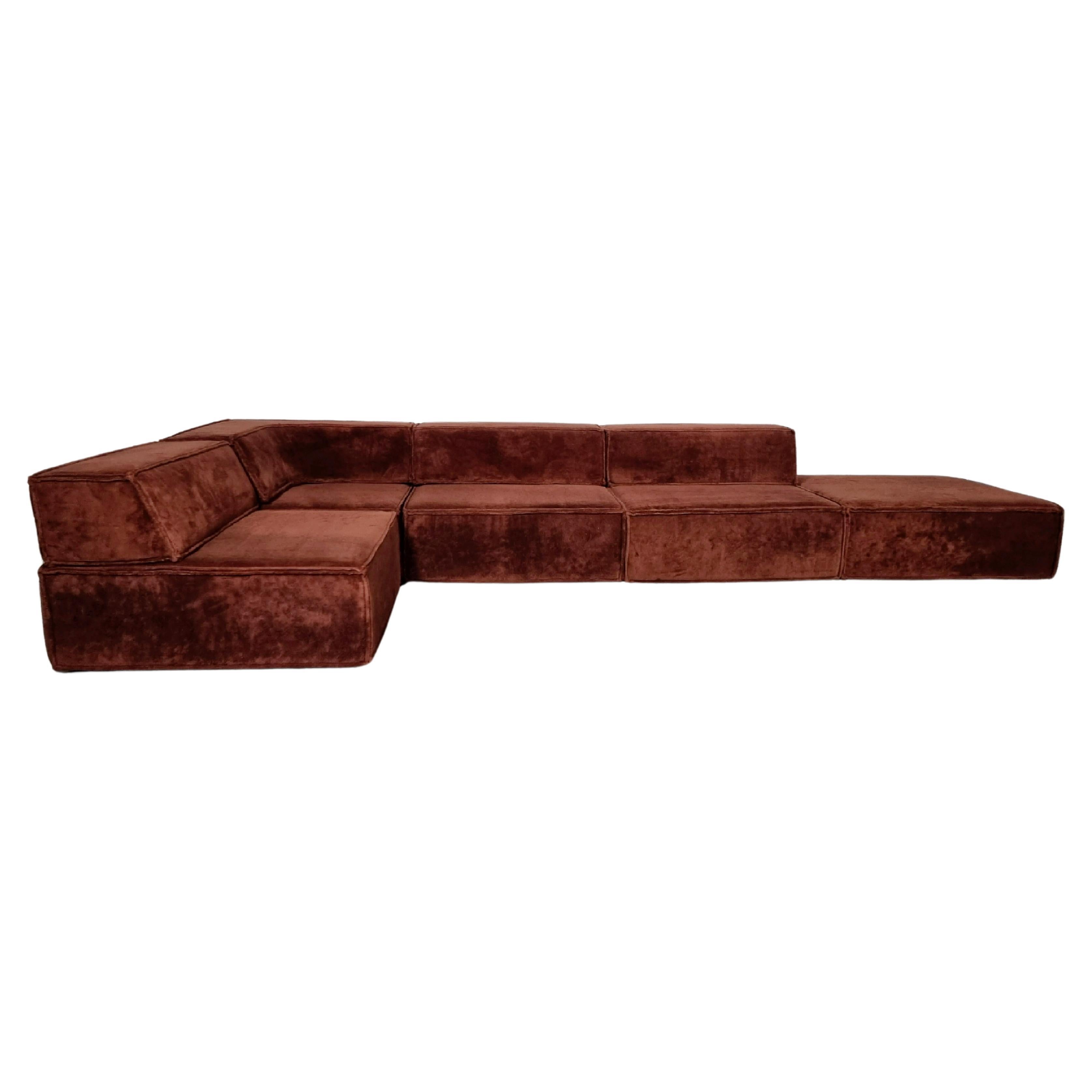 A very beautiful sofa landscape was designed by the Swiss Designers Group named Form AG and produced in the 1970s by COR, Germany. Many different kinds of variants are possible because of the modular and adjustable system of the sofa. In its