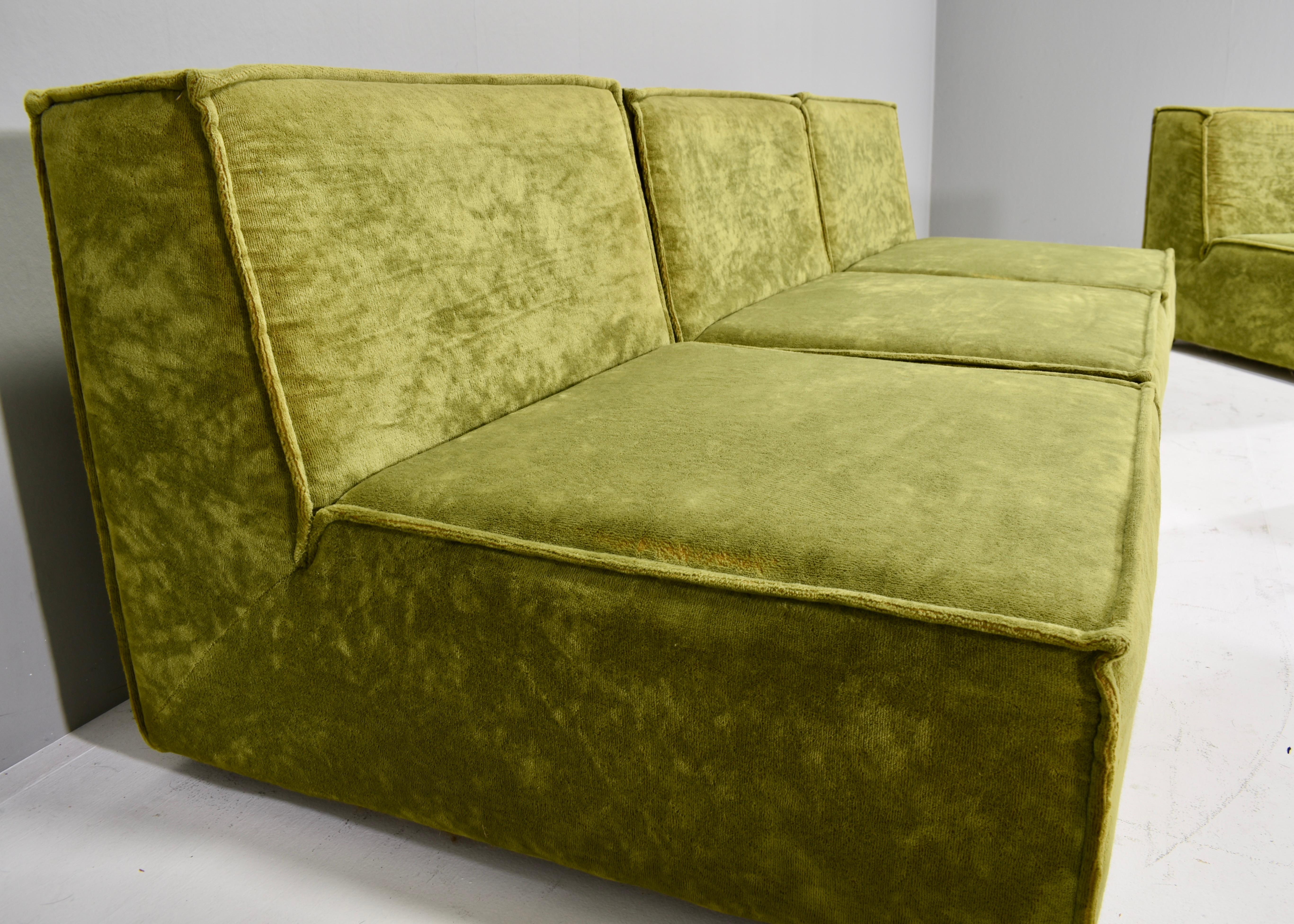 COR TRIO style green velvet seventies sectional sofa, circa 1970 6
