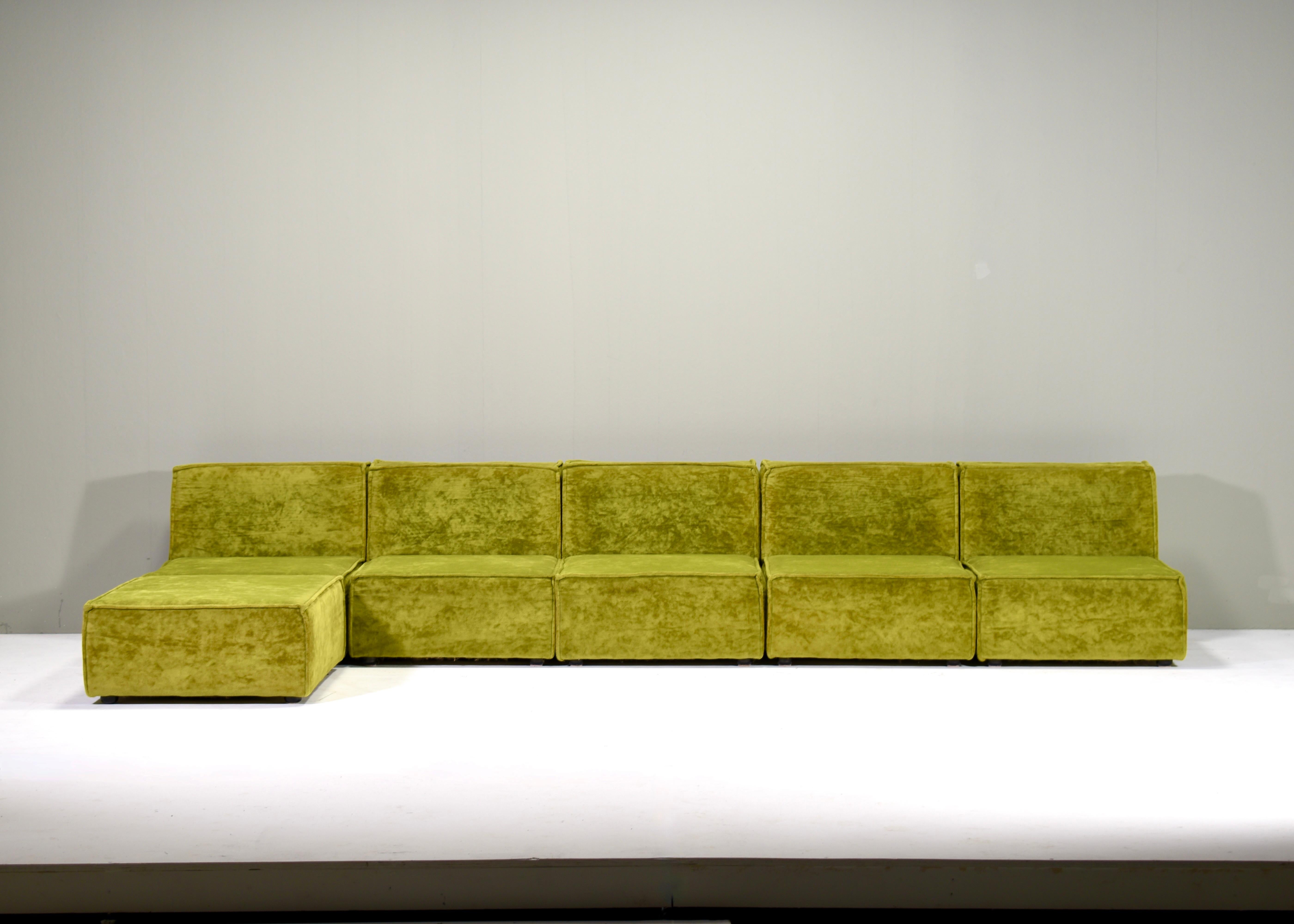 Groovy modular sectional sofa in original green velvet fabric, circa 1970.
Designer: Unknown
Manufacturer: Unknown
Model: Sectional sofa
Design period: 1970’s
Date of manufacturing: 1970’s
Size WDH in cm: 
one element 70x85x63 seat height 32