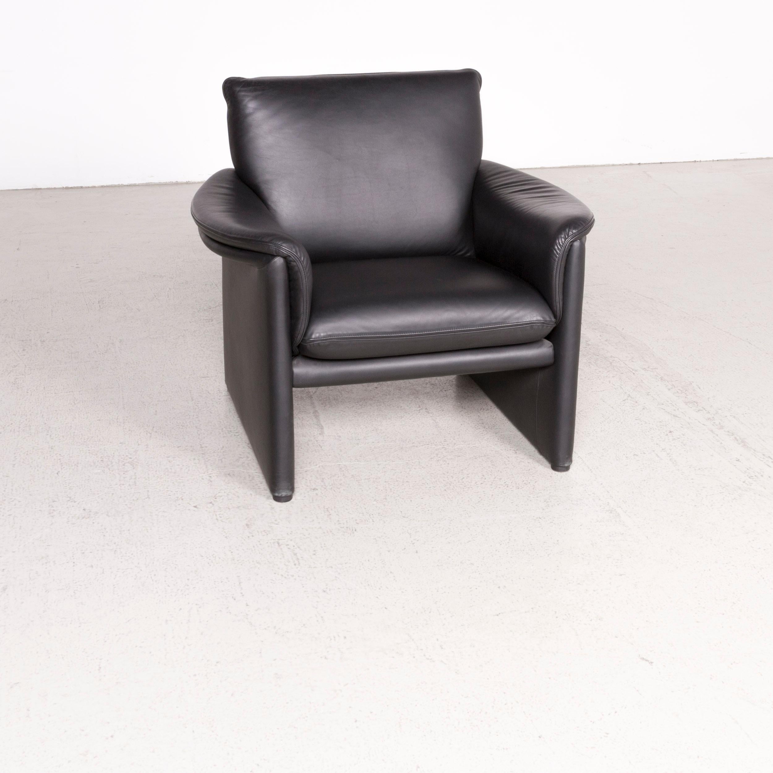 We bring to you a COR Zento designer leather armchair black genuine leather chair.
 

Product measures in centimeters:

Depth: 80
Width: 95
Height: 85
Seat-height: 45
Rest-height: 60
Seat-depth: 50
Seat-width: 50
Back-height: 50.