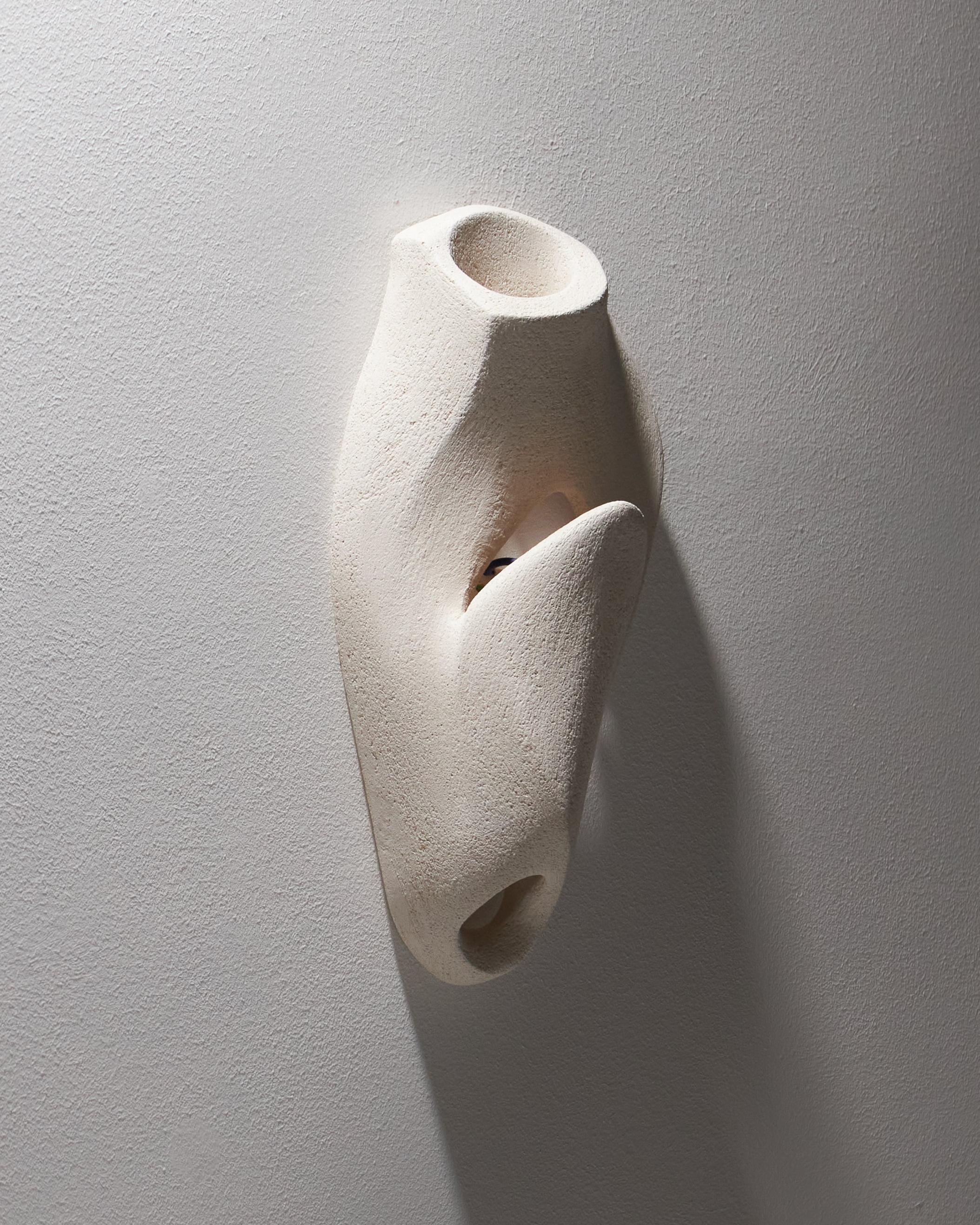 Grès porcellanato Lampada da parete Coral 1 in gres bianco in vendita