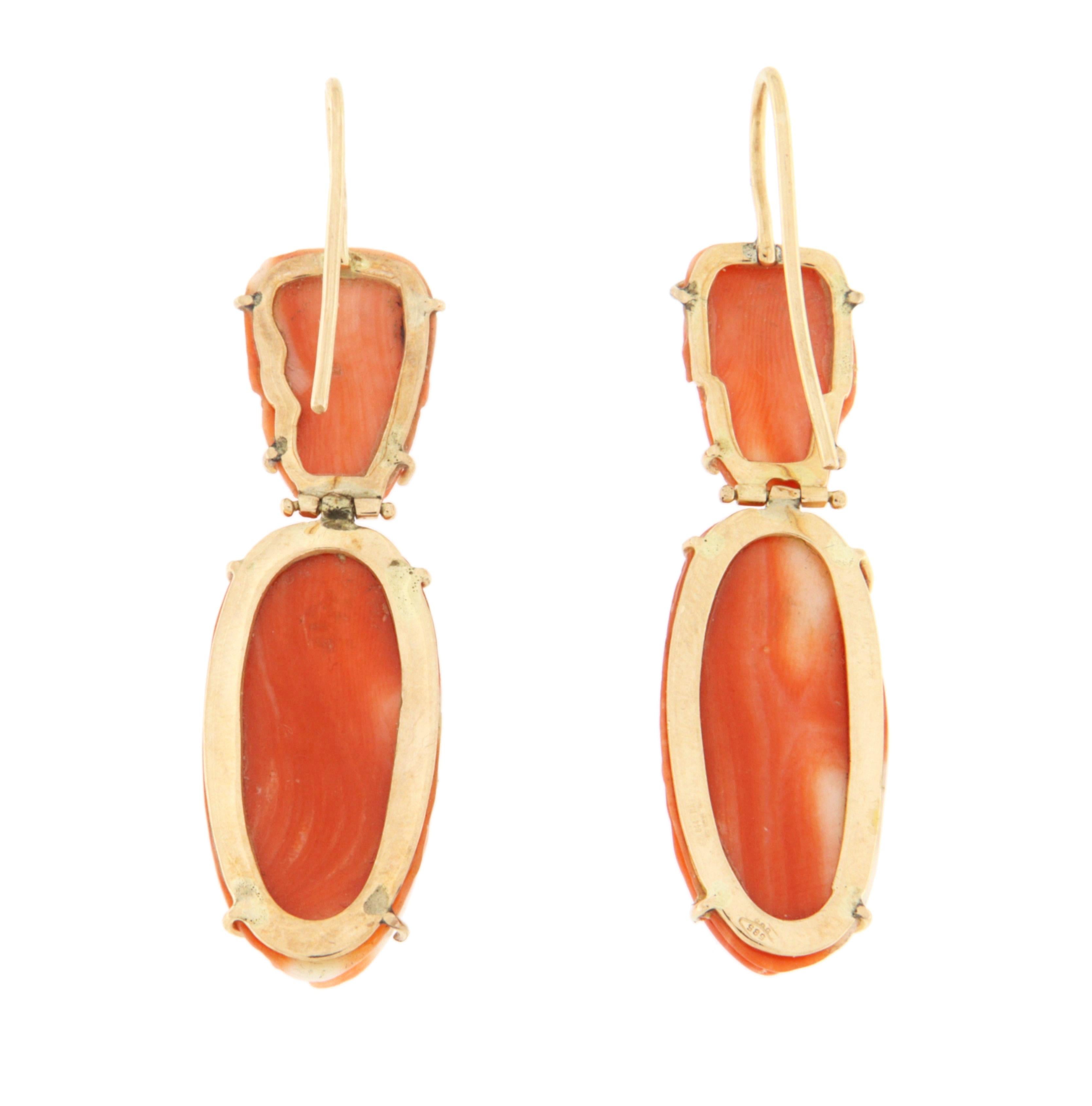 Taille mixte Pendants d'oreilles en or jaune 14 carats avec corail en vente
