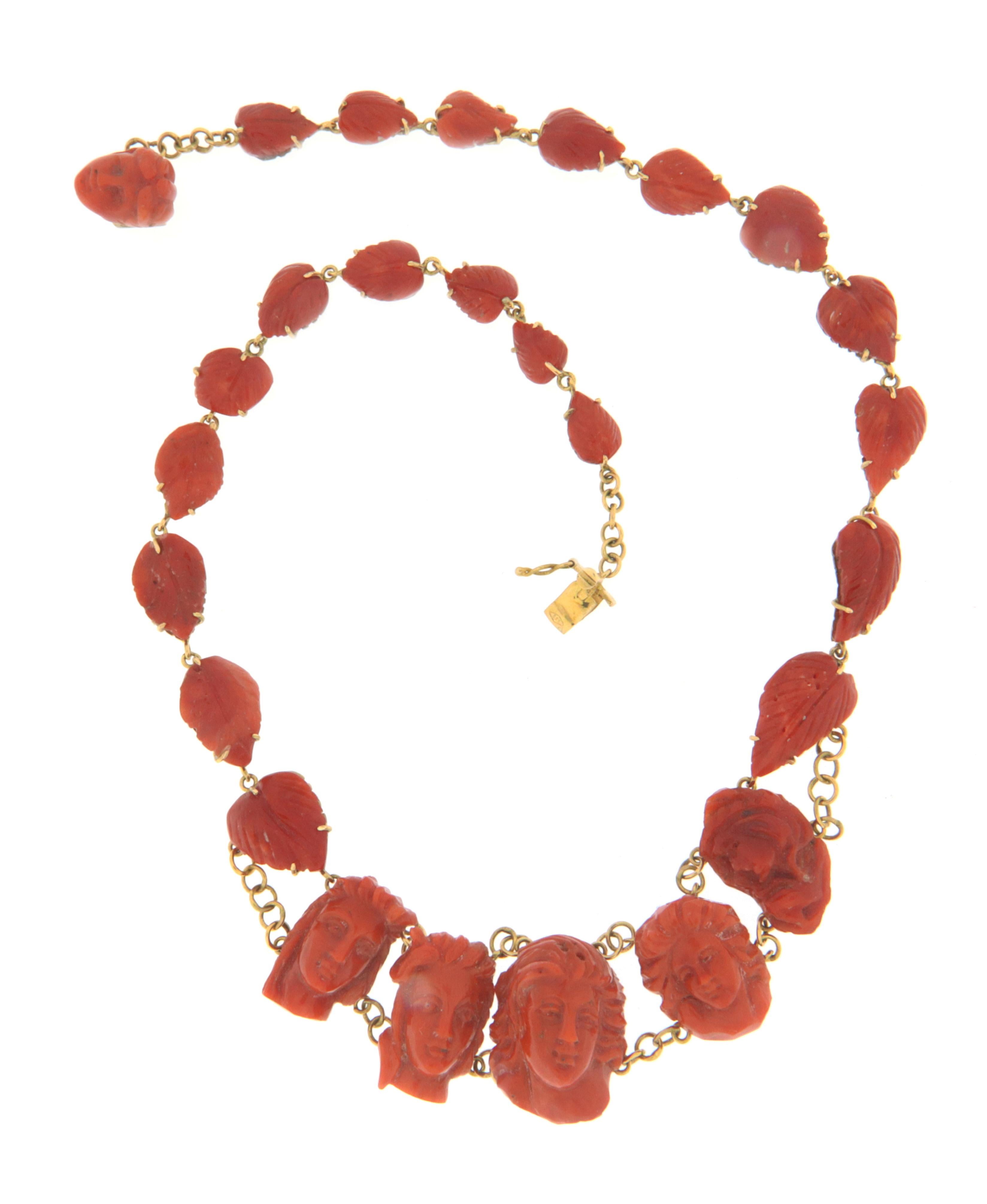 Coral 14 Karat Yellow Gold Choker Necklace For Sale 1