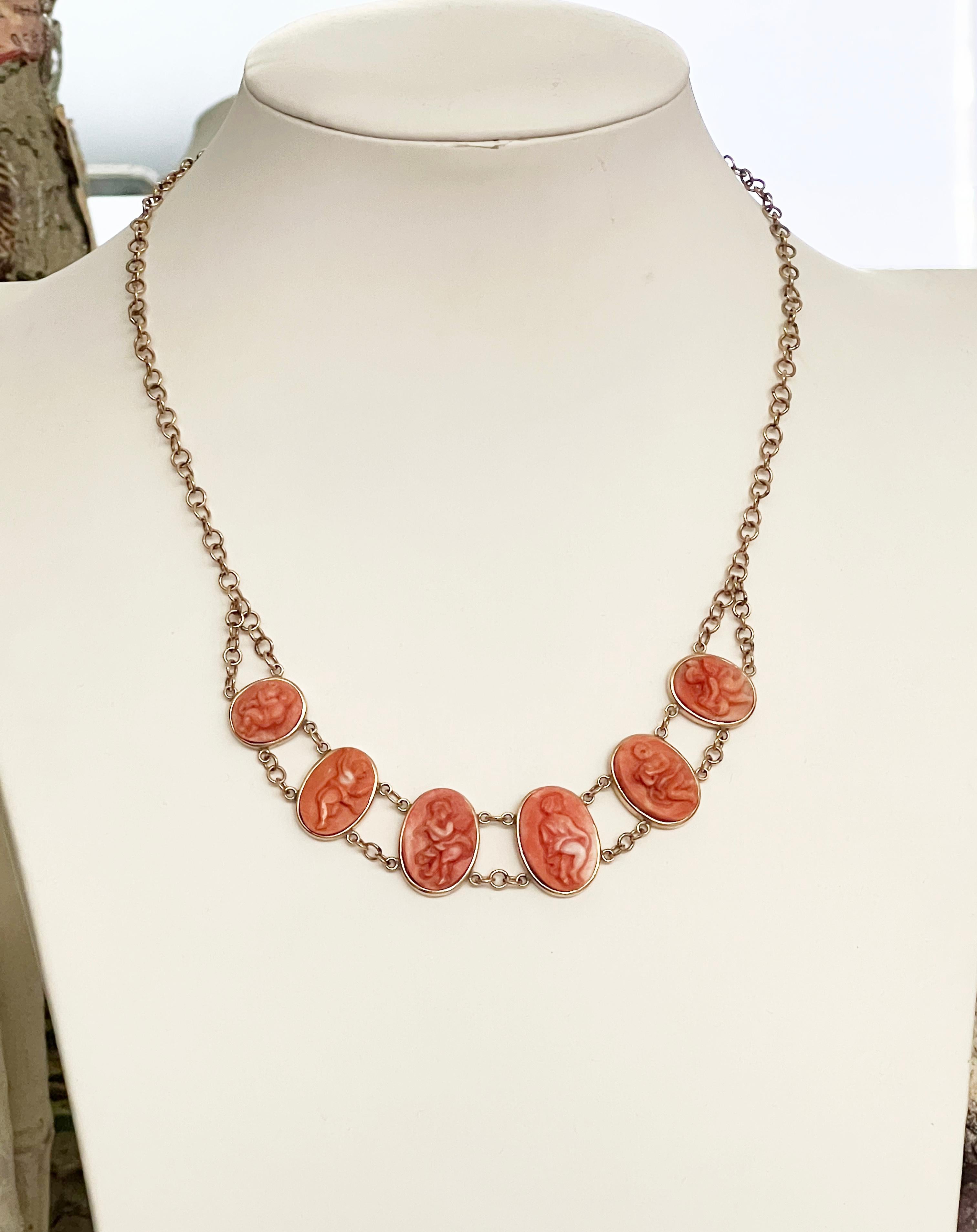 Coral 14 Karat Yellow Gold Choker Necklace For Sale 2