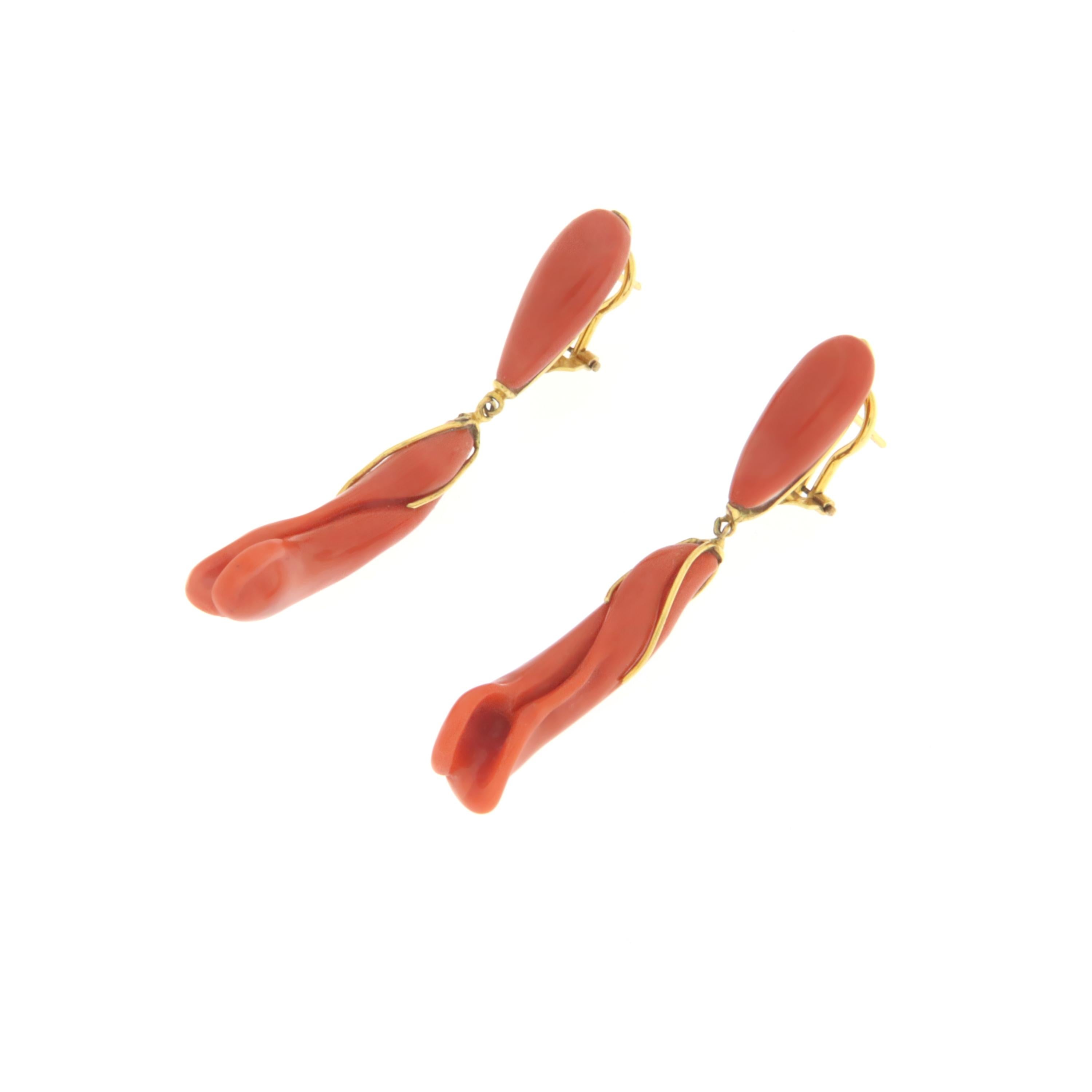 Mixed Cut Coral 14 Karat Yellow Gold Drop Earrings For Sale