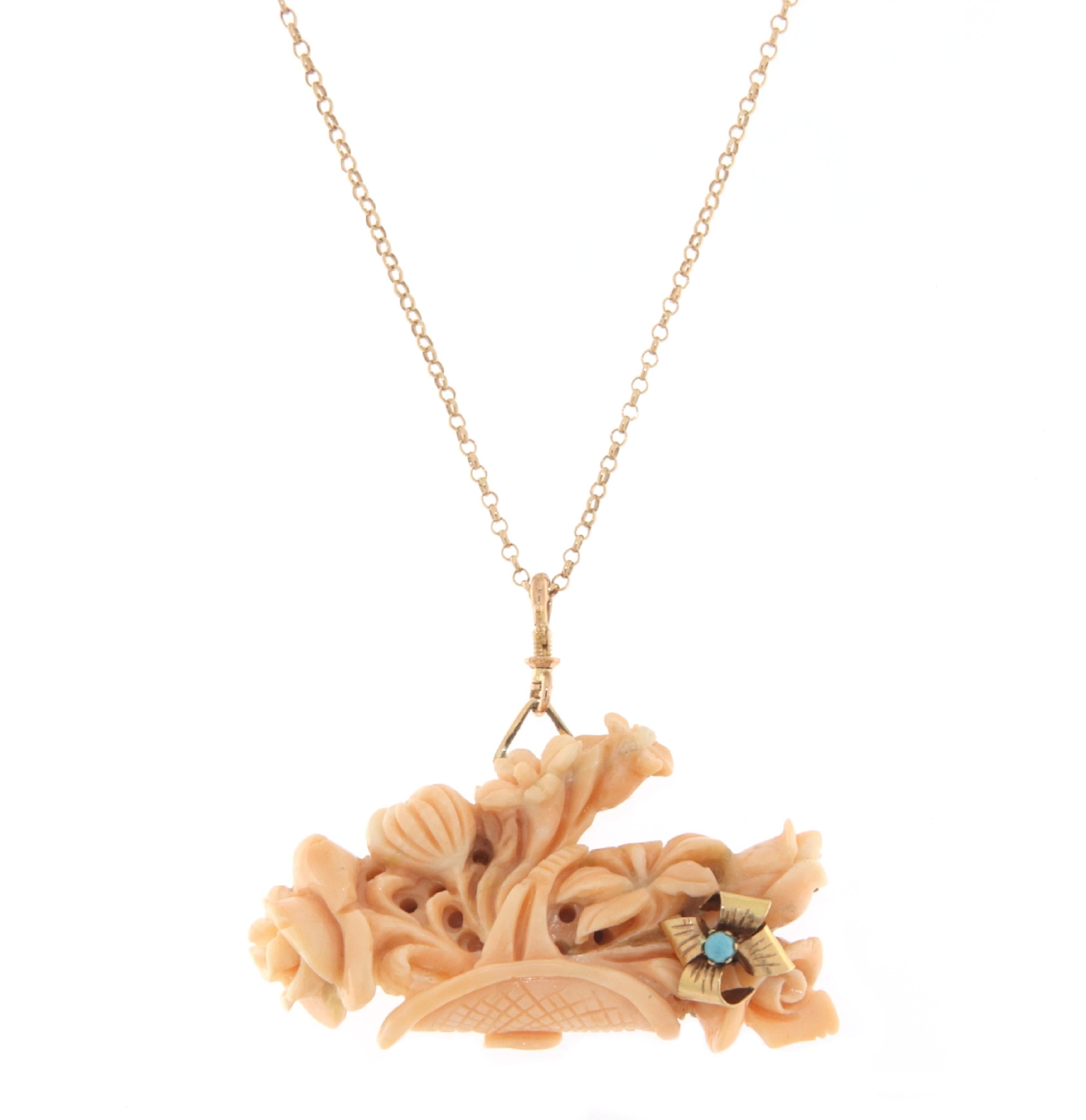 Coral 14 Karat Yellow Gold Pendant Necklace For Sale 1