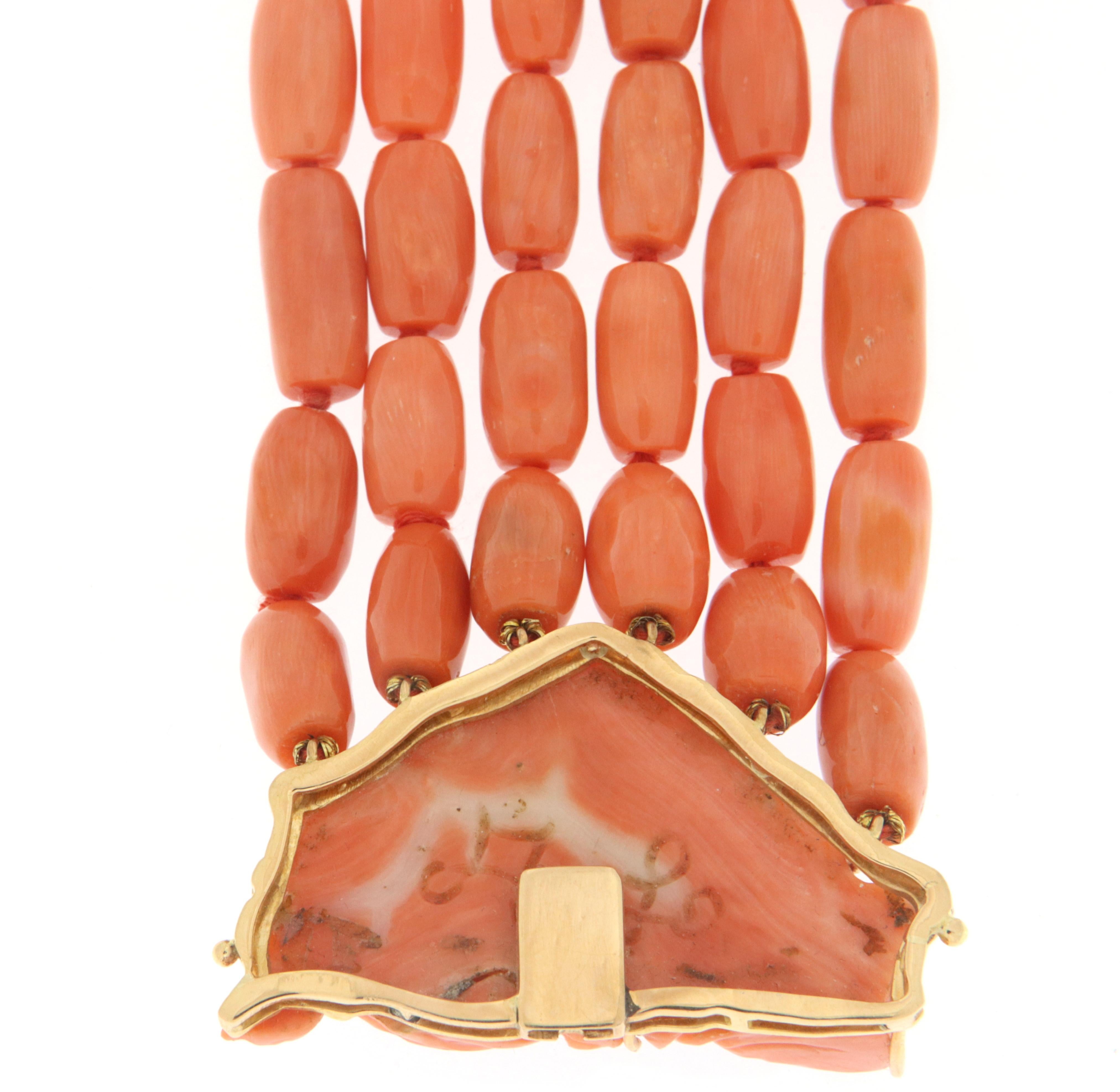 Mixed Cut Coral 18 Karat Yellow Gold Cuff Bracelet For Sale