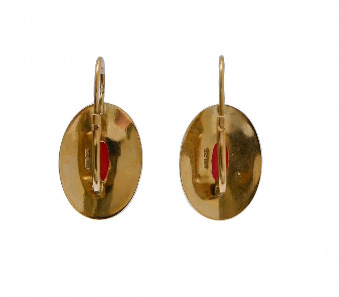 Koralle, Ohrringe aus 18 Karat Gelbgold. (Retro) im Angebot