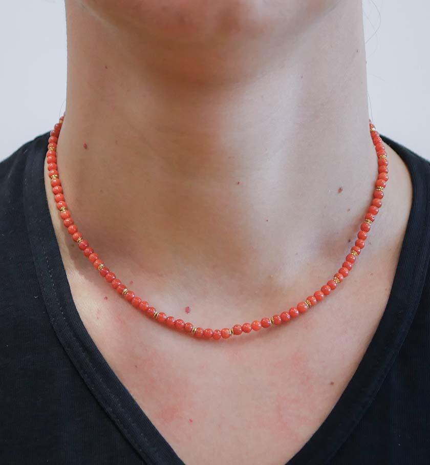 Corail, or jaune 18 carats Bon état - En vente à Marcianise, Marcianise (CE)