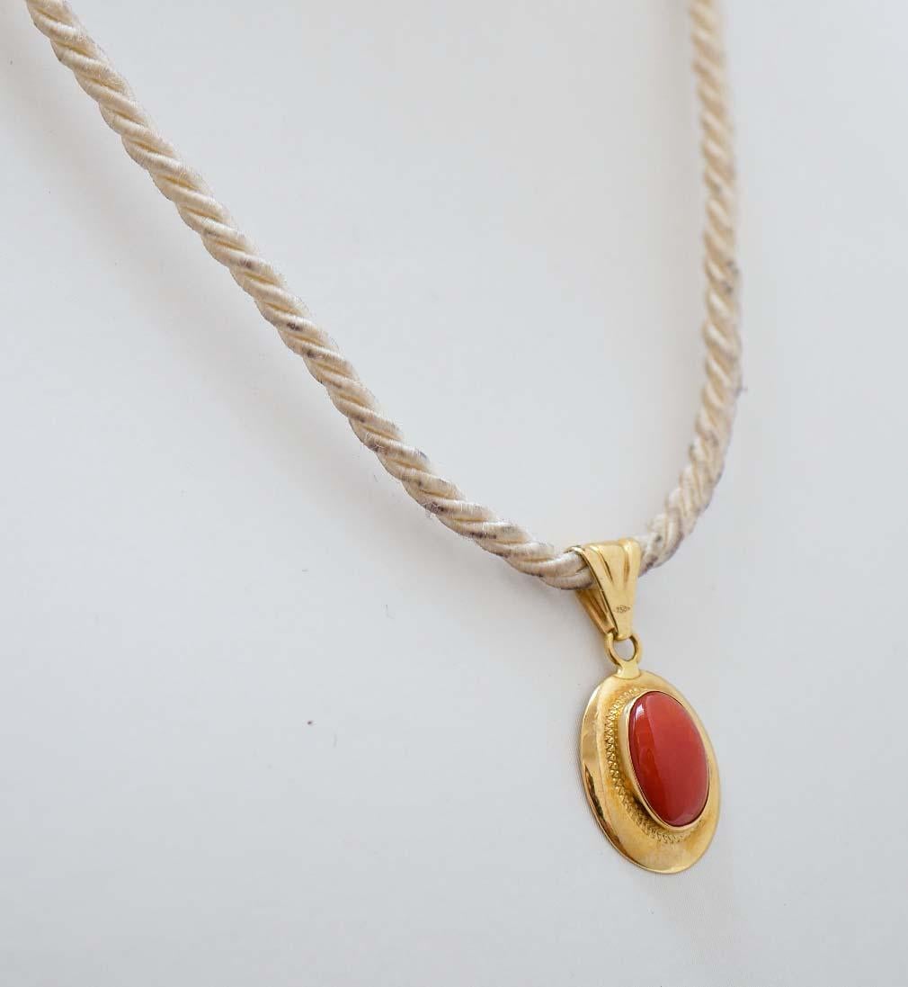 Retro Coral, 18 Karat Yellow Gold Pendant. For Sale