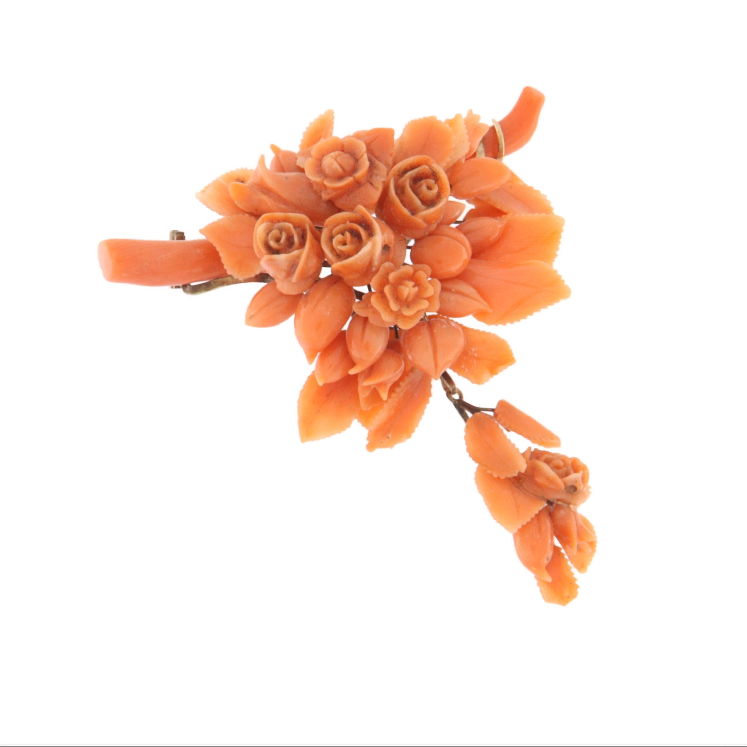 Uncut Coral 9 Karat Yellow Gold Brooch For Sale