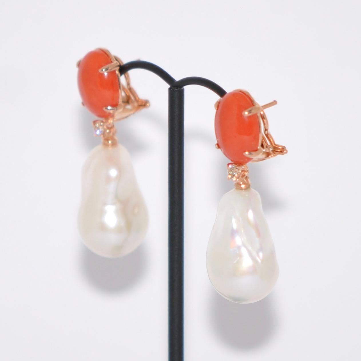 Discover this Coral and Baroque Pearls White Diamonds on Rose Gold 18 Chandelier Earrings.
Coral
Baroque Pearls
White Diamonds 0.16K 
Rose Gold 18 Karat
