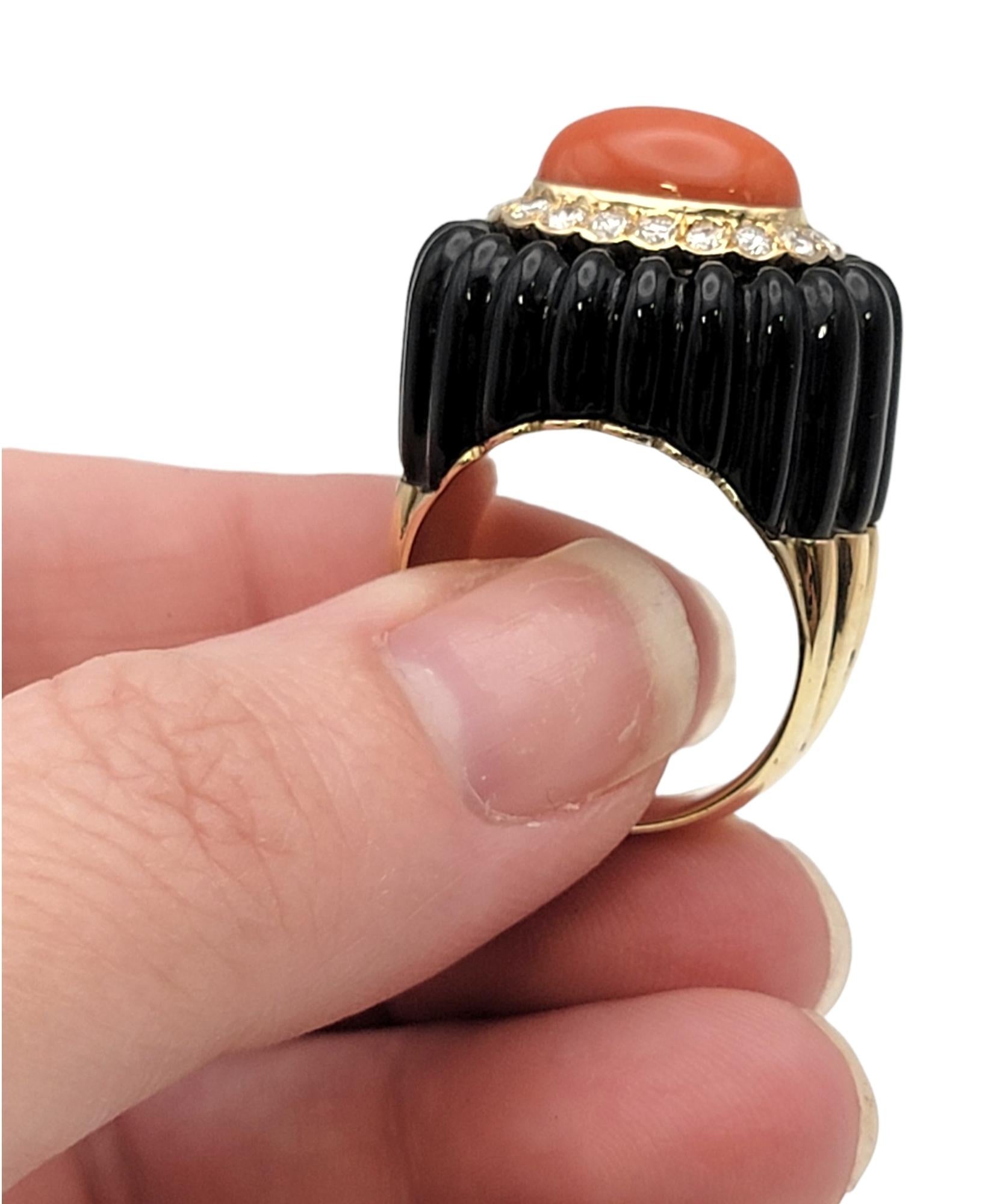 Coral and Black Jade Statement Ring with Diamond Halo in 14 Karat Yellow Gold For Sale 4
