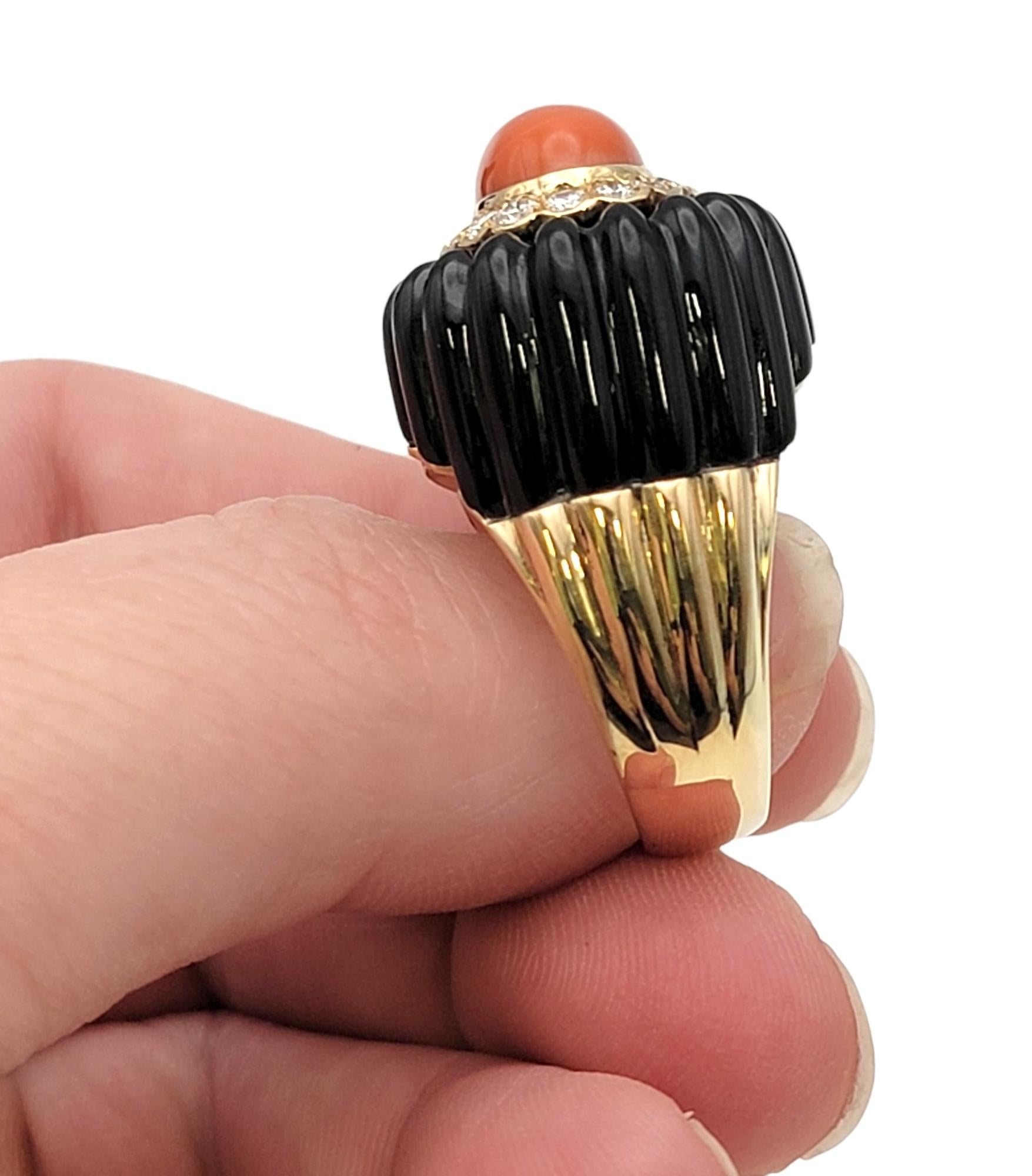 Coral and Black Jade Statement Ring with Diamond Halo in 14 Karat Yellow Gold For Sale 5
