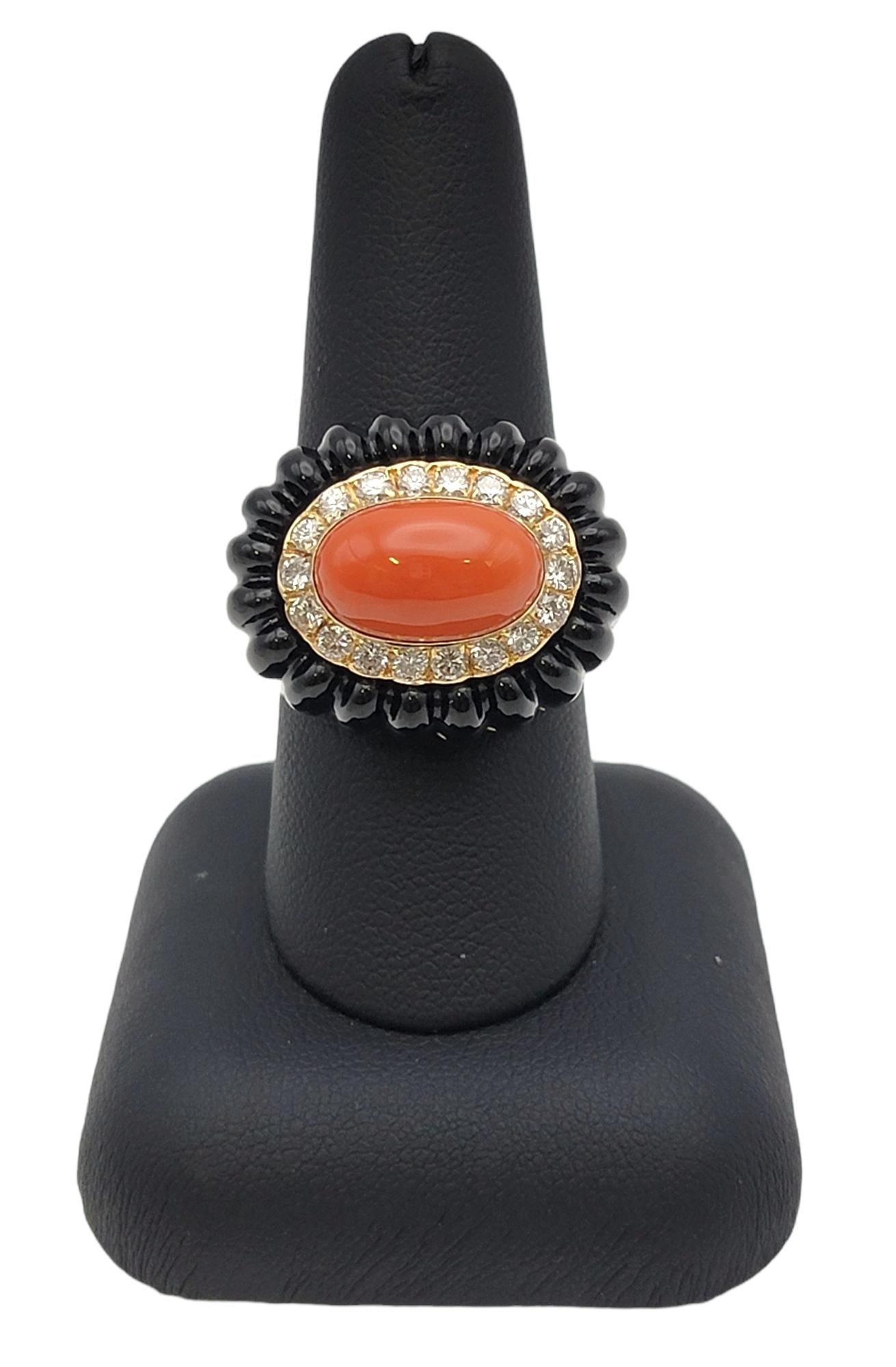 Coral and Black Jade Statement Ring with Diamond Halo in 14 Karat Yellow Gold In Good Condition For Sale In Scottsdale, AZ