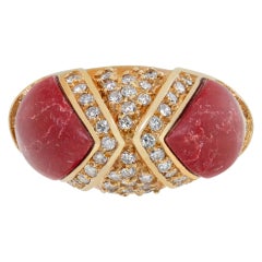 Anello in corallo e diamanti in oro giallo 18 carati