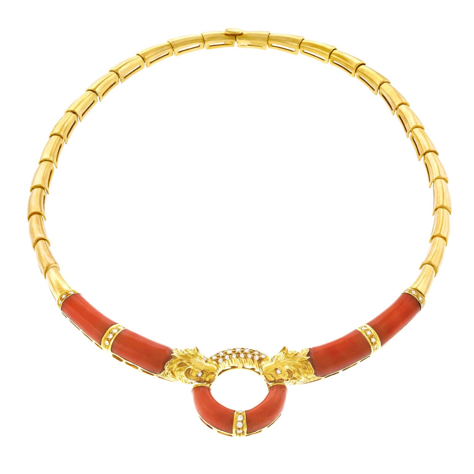 Coral and Diamond 1970s Gold Necklace In Excellent Condition In Litchfield, CT