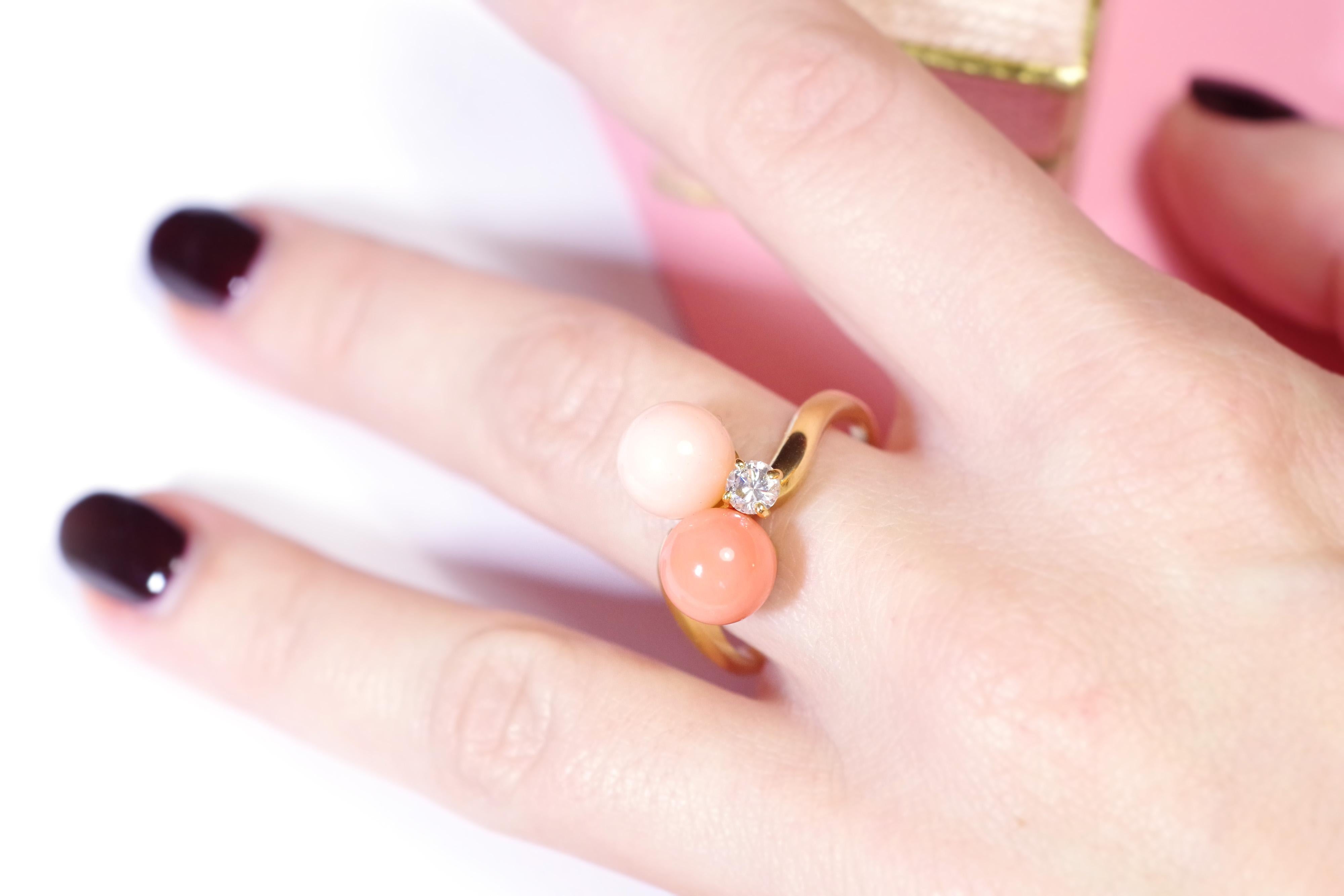 Coral and Diamond Ring in 18k Gold, Angel Skin Coral 2
