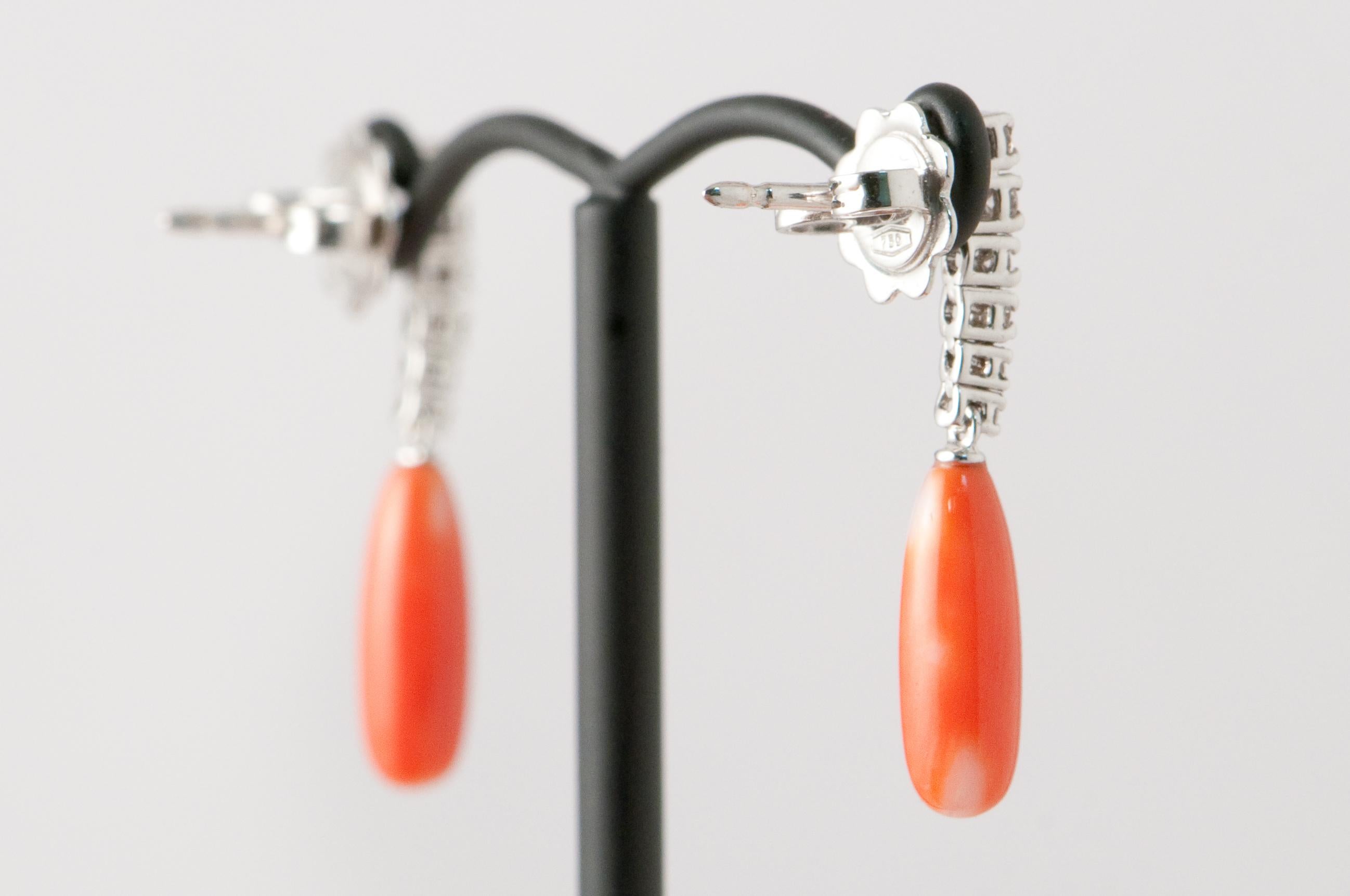 Coral and Diamonds 0.14 Carat Color G on White Gold 18 Carat Chandelier Earrings In New Condition In Vannes, FR