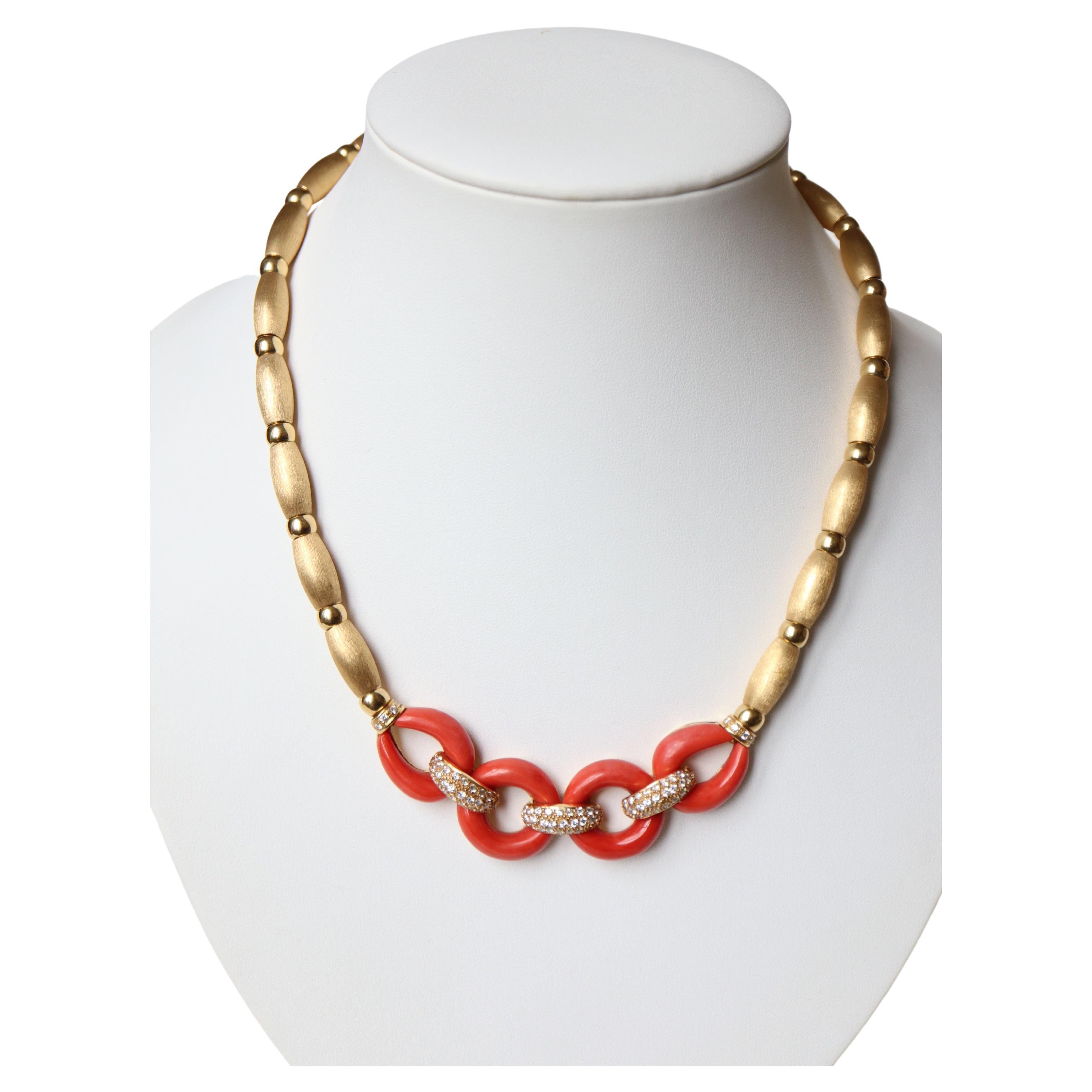 Coral and Diamonds Necklace 18 Kt Yellow Gold