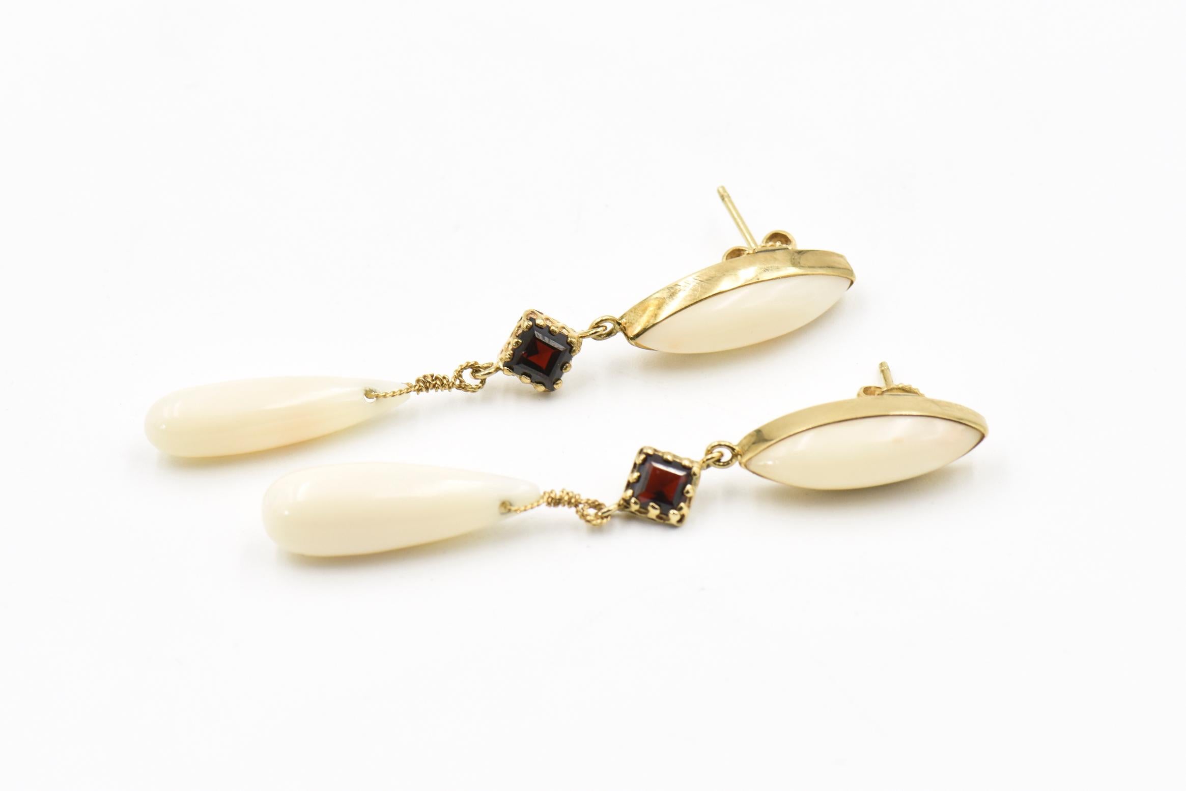 Cabochon Coral and Garnet Dangling Gold Earrings