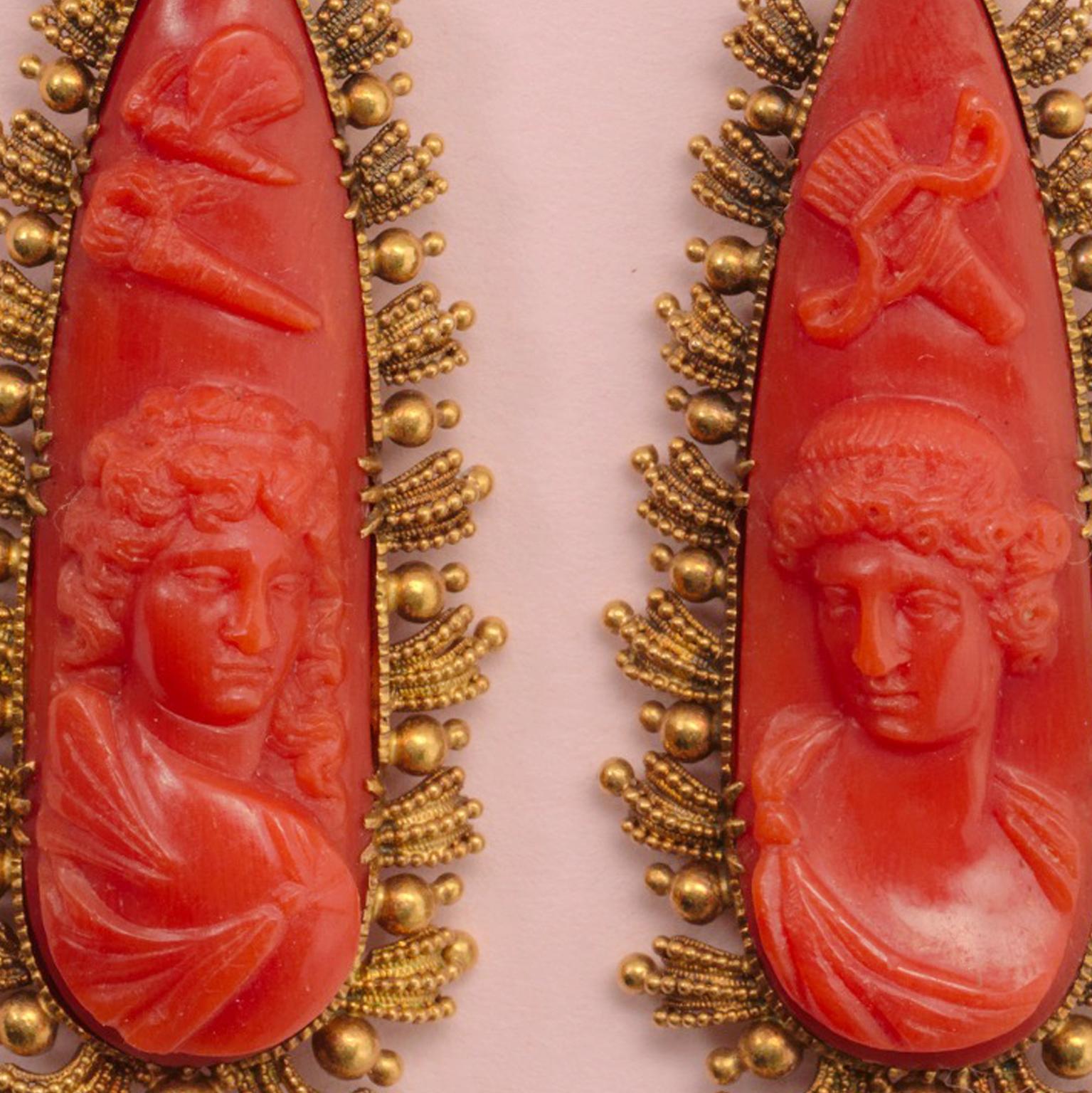 Coral and Gold Amor and Psyche Earrings For Sale 2