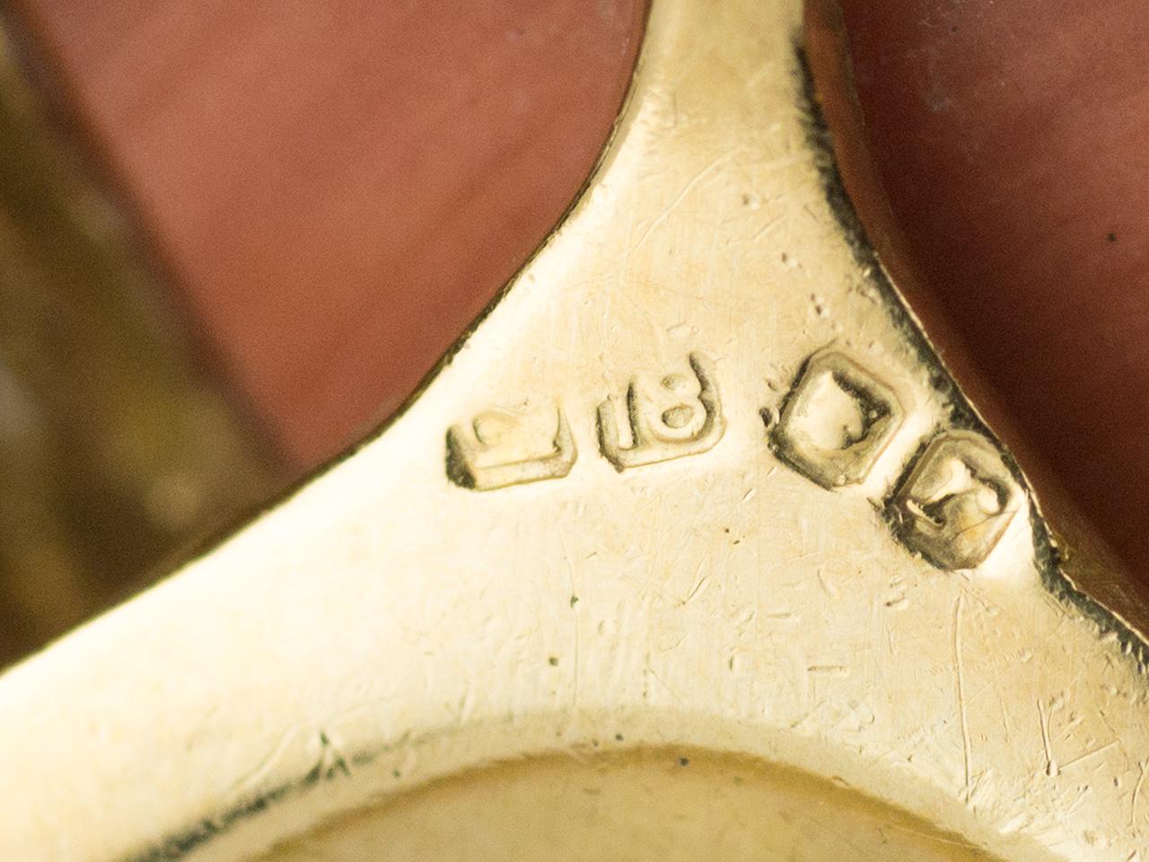 Coral and Gold Ring by Kutchinsky In Good Condition In San Antonio, TX