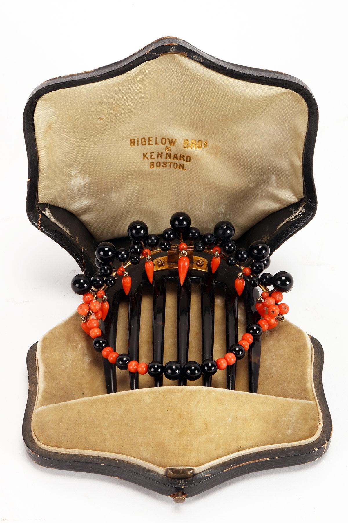 Coral and Onyx Turtleshell Hair Comb-Diadem, United States, 1880 For Sale 2