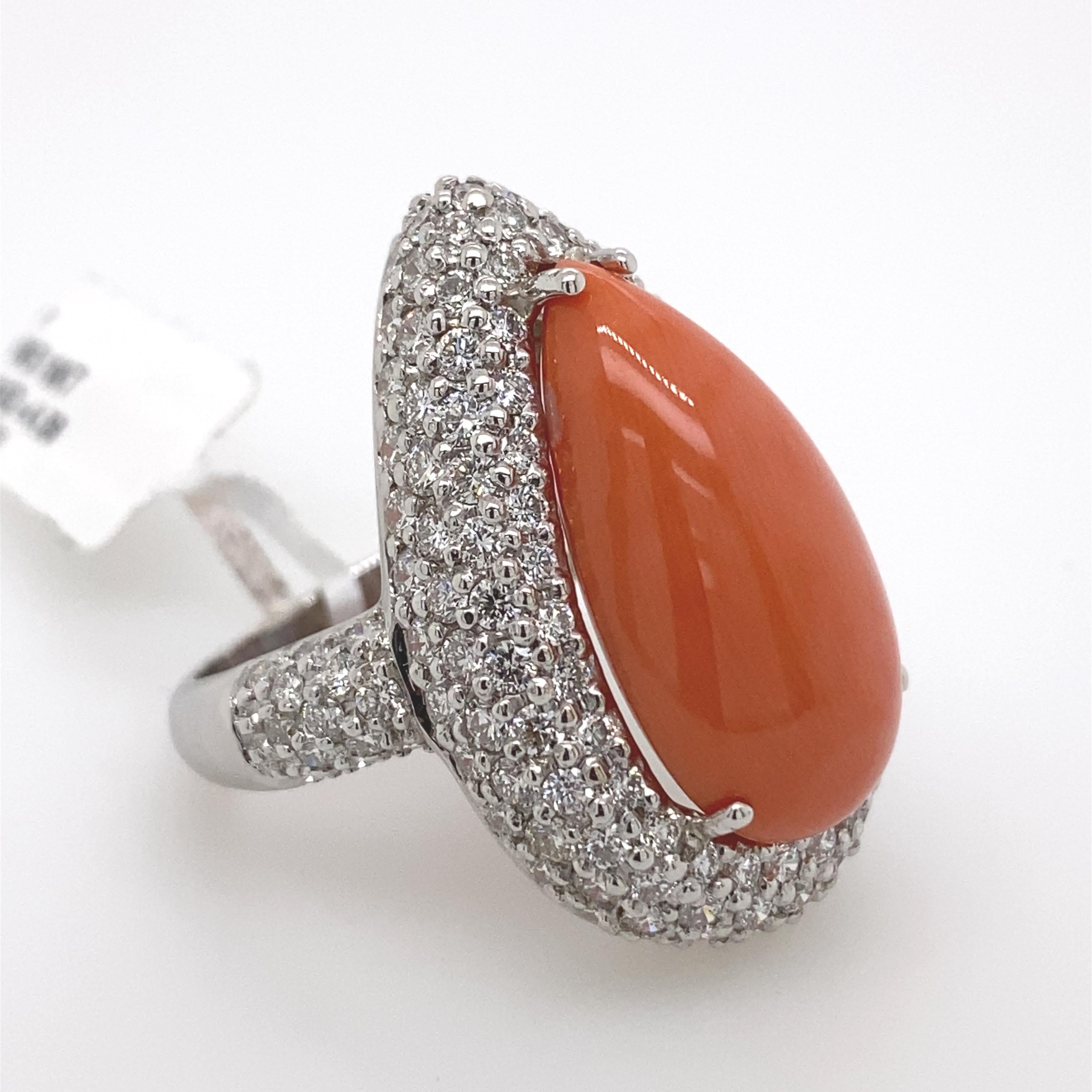 Contemporary Coral and Pave Set Diamonds Ring 18 Karat White Gold For Sale
