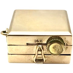 Coral and Turquoise Yellow Gold Musical Victrola Charm