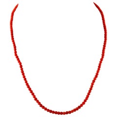 Coral Beaded and 18 Karat Yellow Gold Necklace