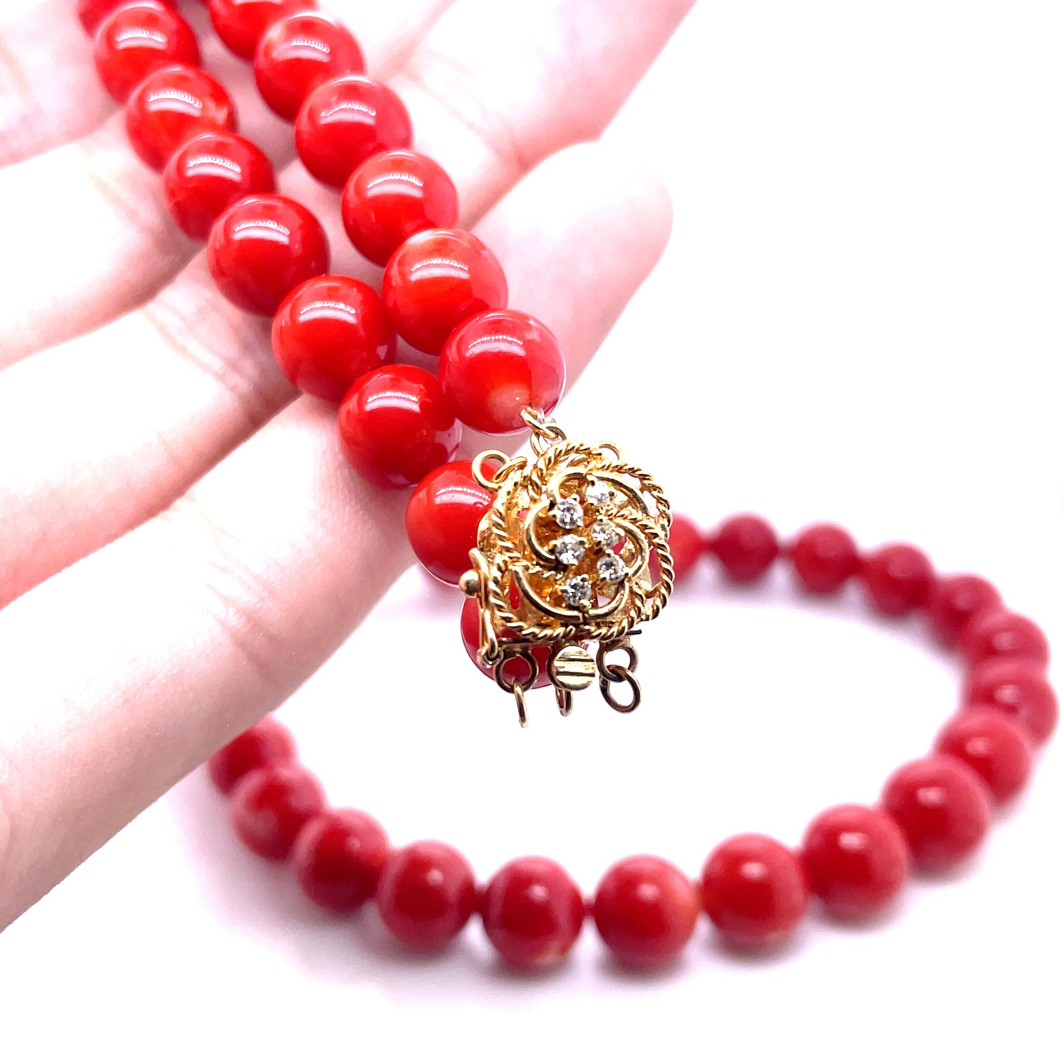 Collar de cuentas de coral Cts 259.14 en venta 5