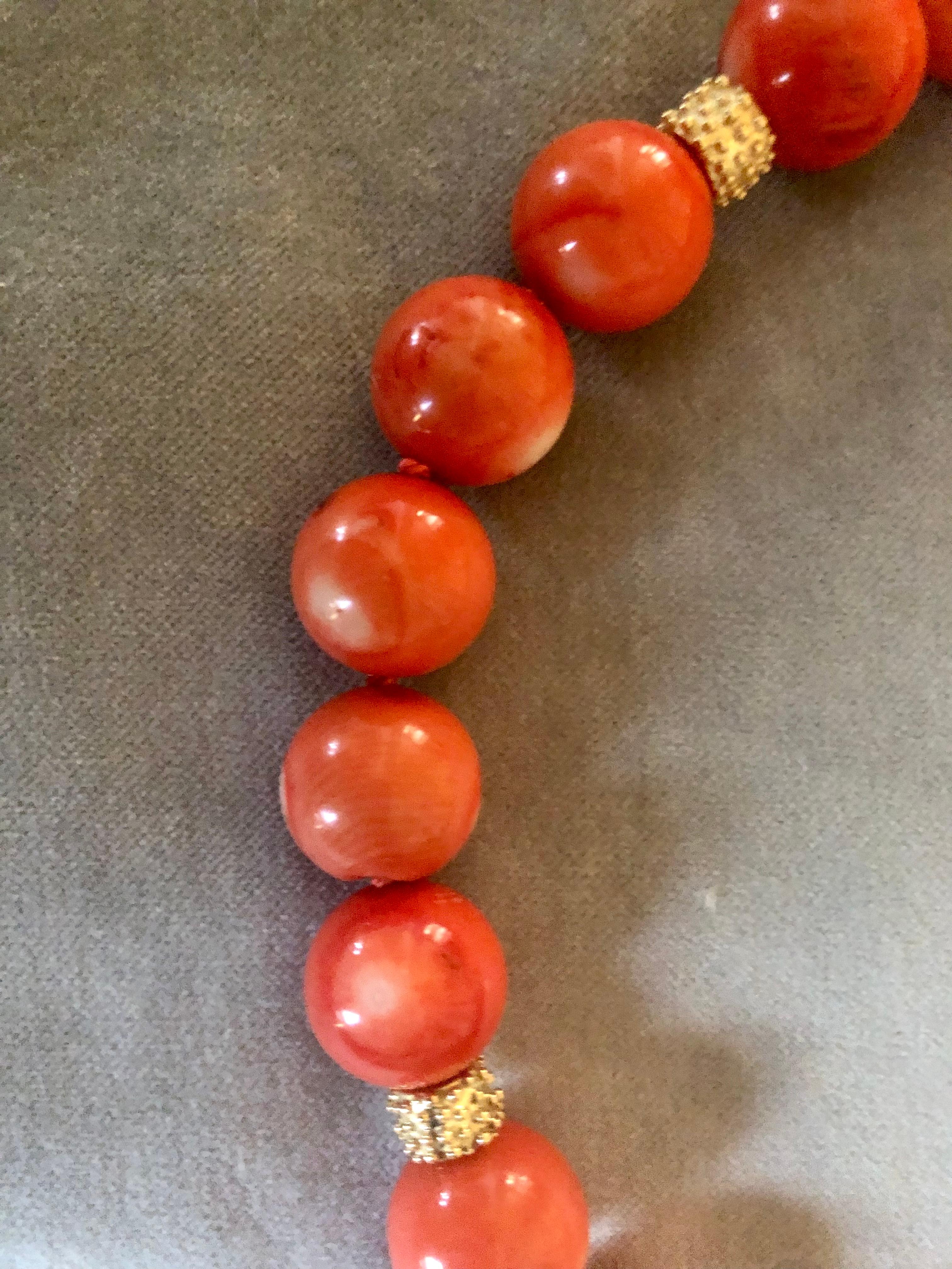 Coral beads with 14kt. gold granulated textured clasp w/ large rondelles In New Condition For Sale In New Orleans, LA