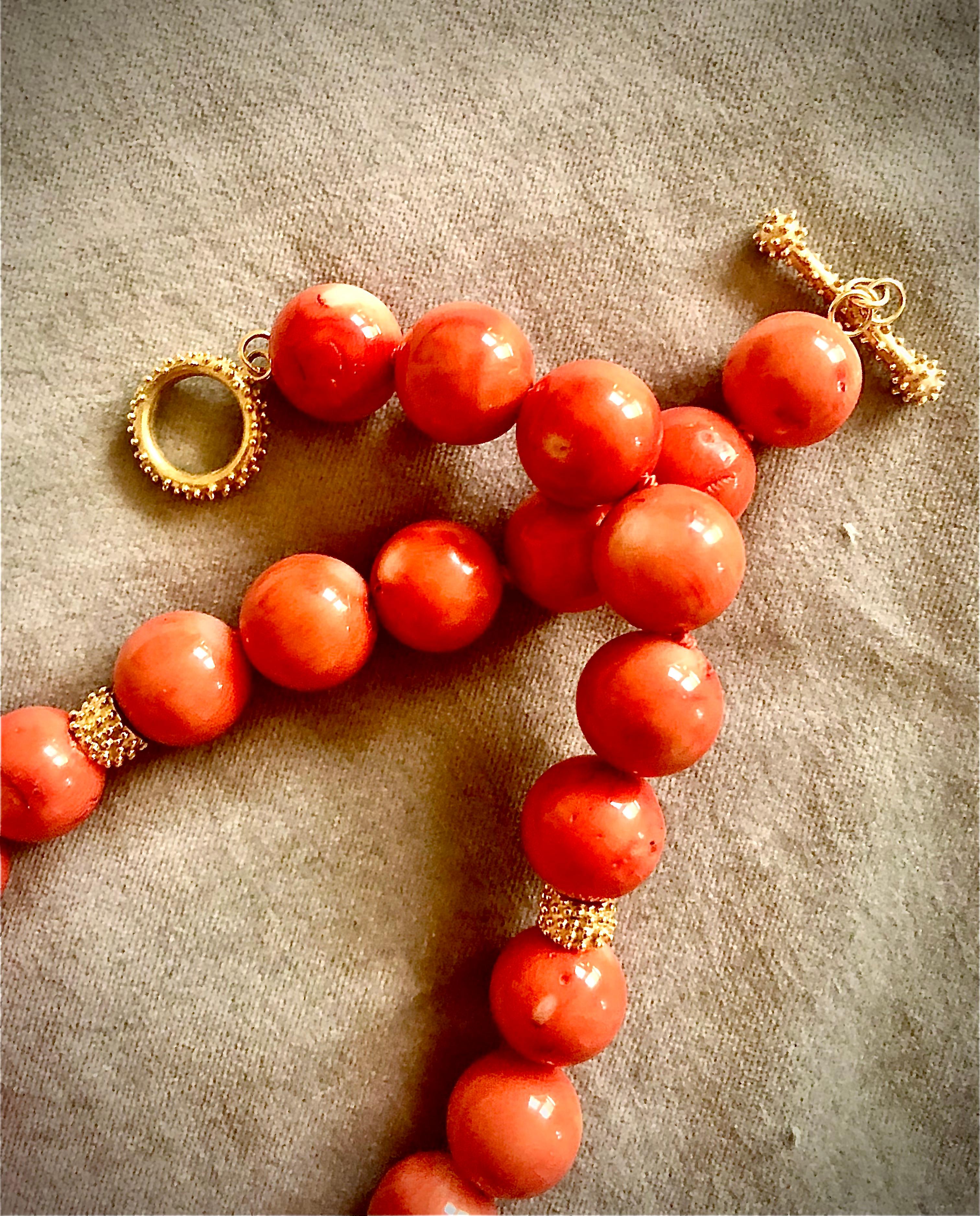 Women's Coral beads with 14kt. gold granulated textured clasp w/ large rondelles For Sale