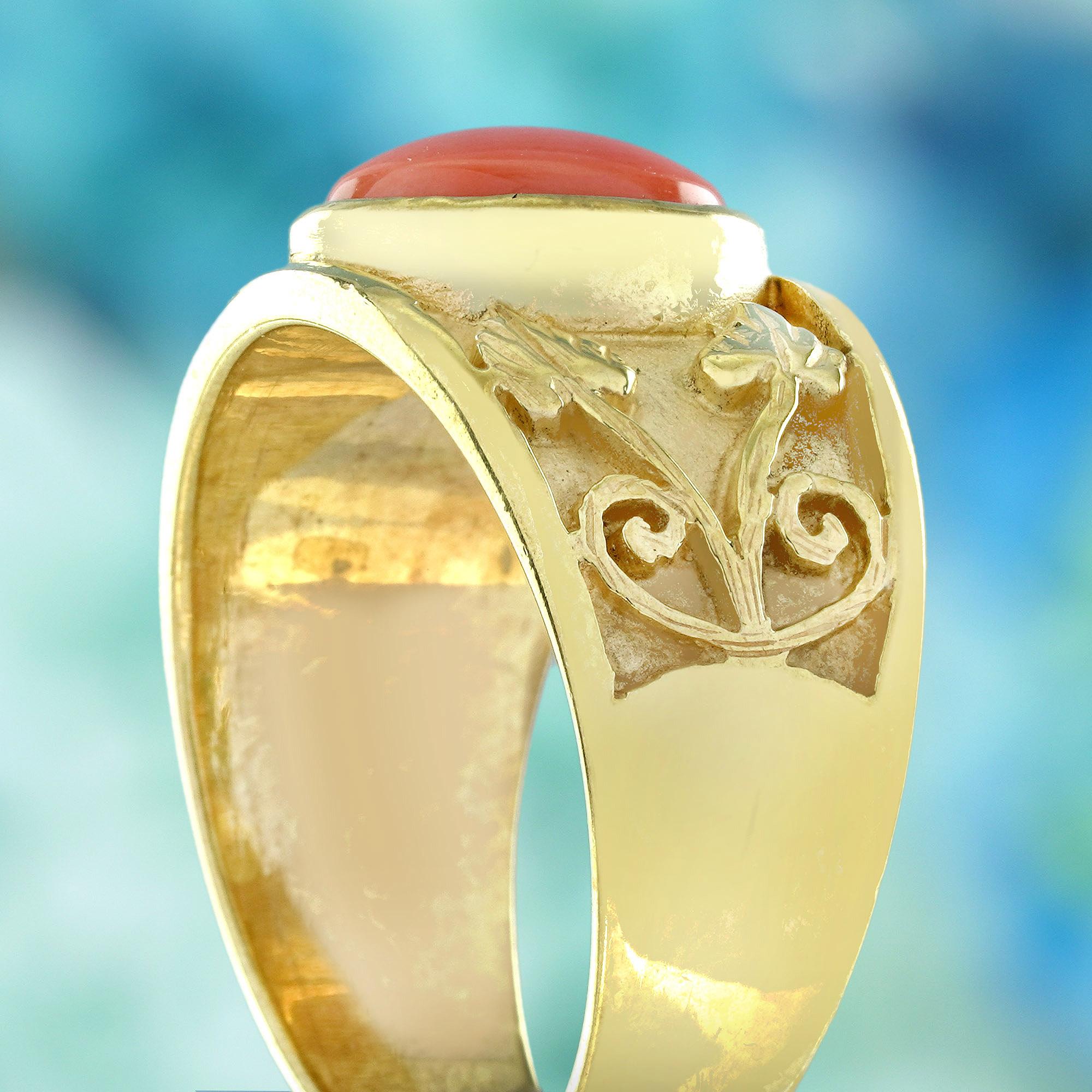 Koralle Lünette Vintage Stil Blattmotiv Ring in massivem 14K Gelbgold Damen im Angebot