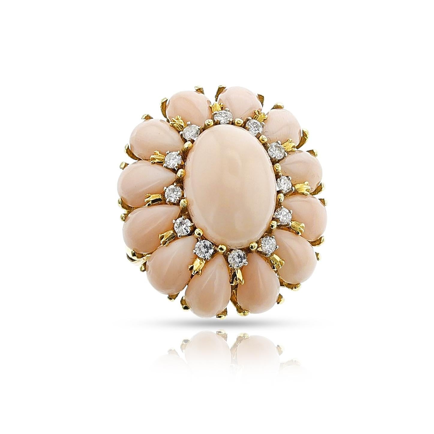 Coral Cabochon and Diamond Floral Cocktail Ring, 18k For Sale 1