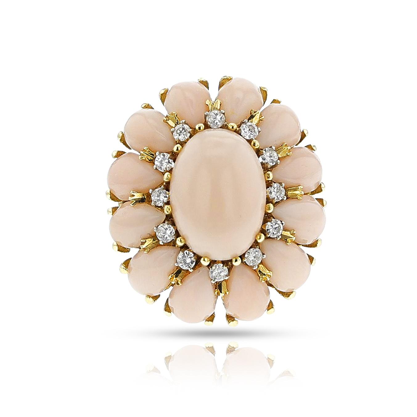 Coral Cabochon and Diamond Floral Cocktail Ring, 18k For Sale 2